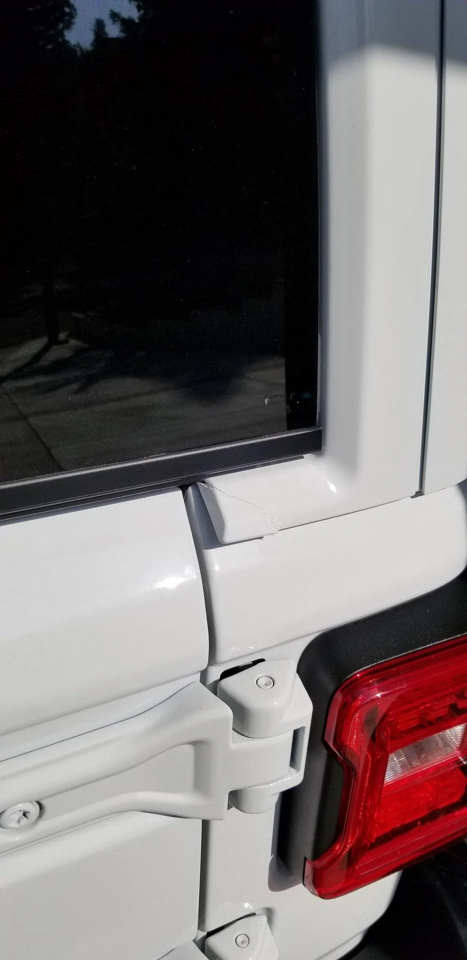 Jeep Wrangler JL JL Rubicon Rooftop Damage 20180428_162101