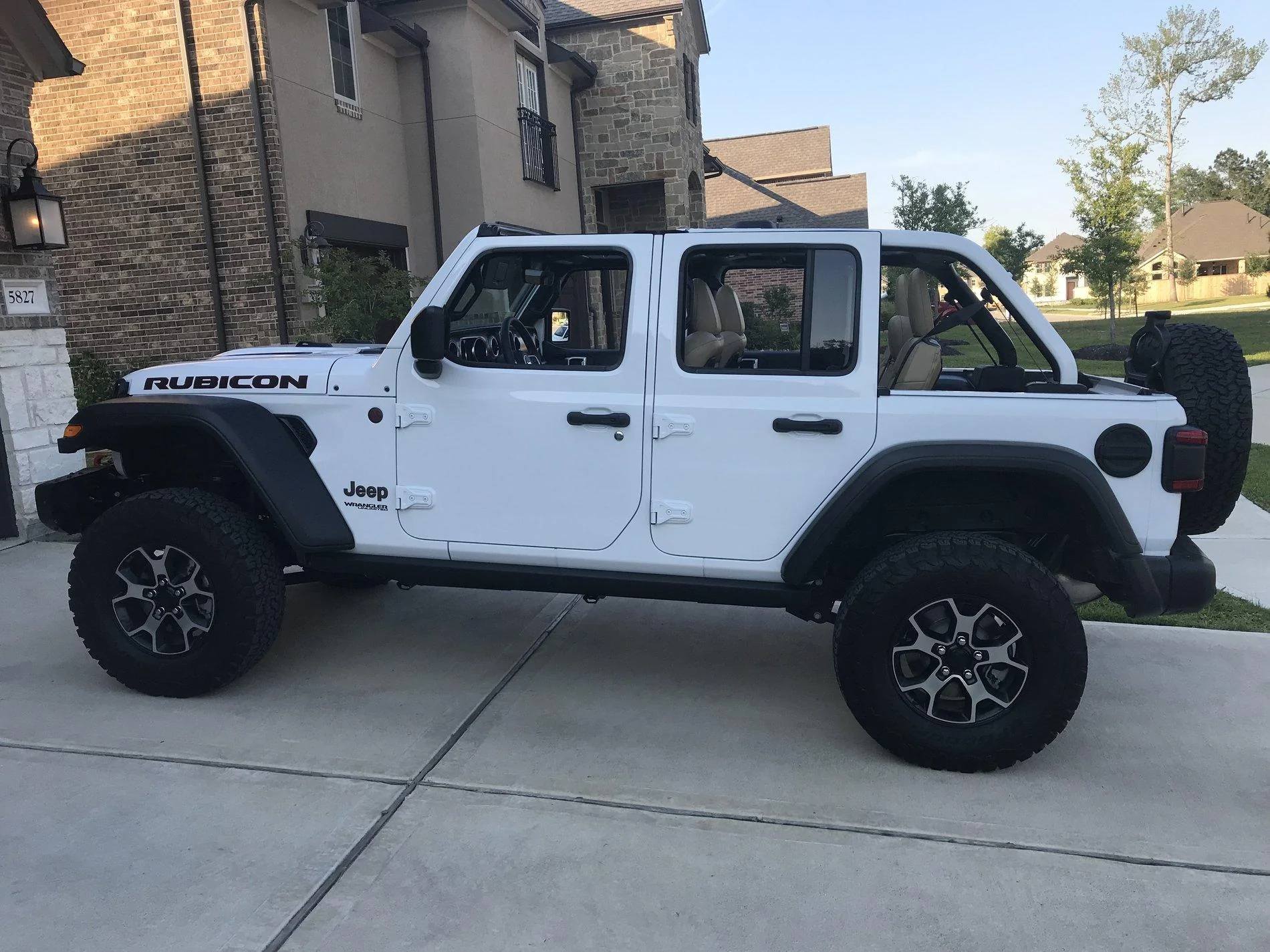 Jeep Wrangler JL What did you do TO your Jeep JL today? 3D506910-D9B7-4139-AAEB-E31A6FCA7B39