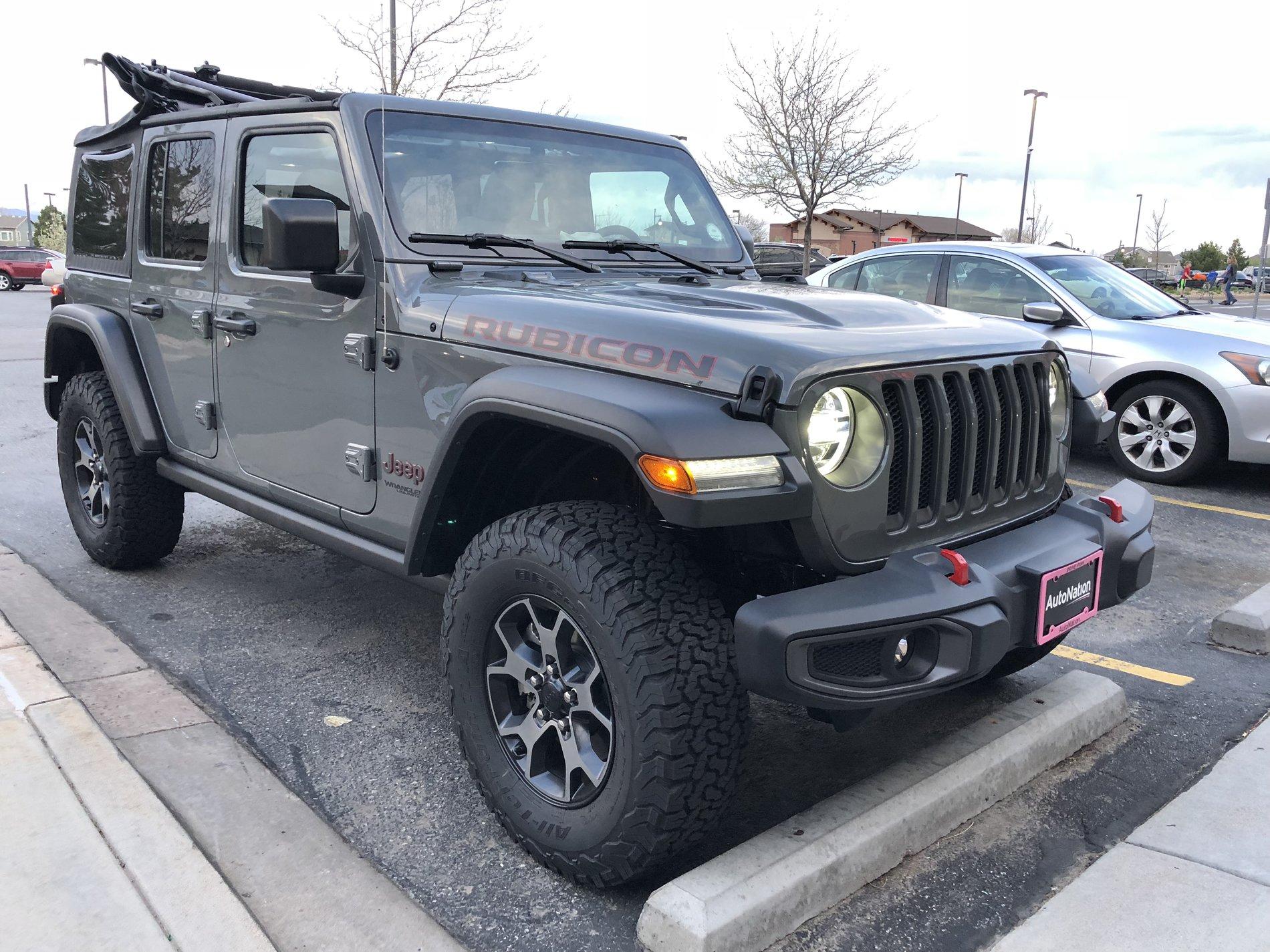 Jeep Wrangler JL STING GRAY Wrangler JL Club 03C3C245-853A-45B9-A8E6-004AEF368153