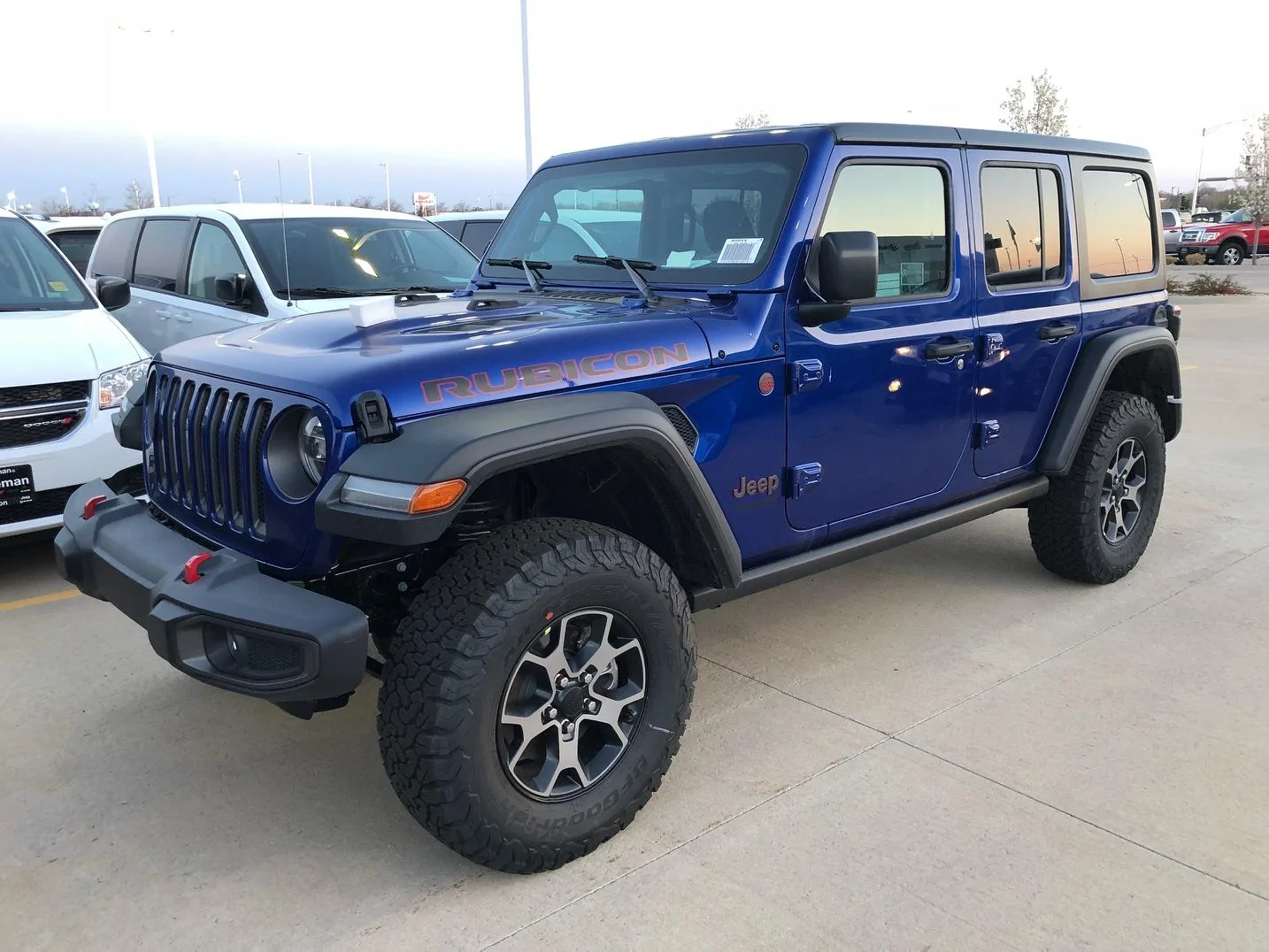 Jeep Wrangler JL Rubicon LED with NO Blind Spot Detection Question IMG_14661