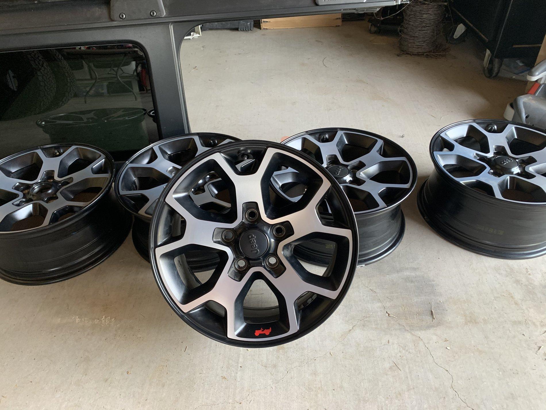 Jeep Wrangler JL Rubicon wheels $250 35D9E0A7-EEBF-4011-879C-F6279ED84AB6