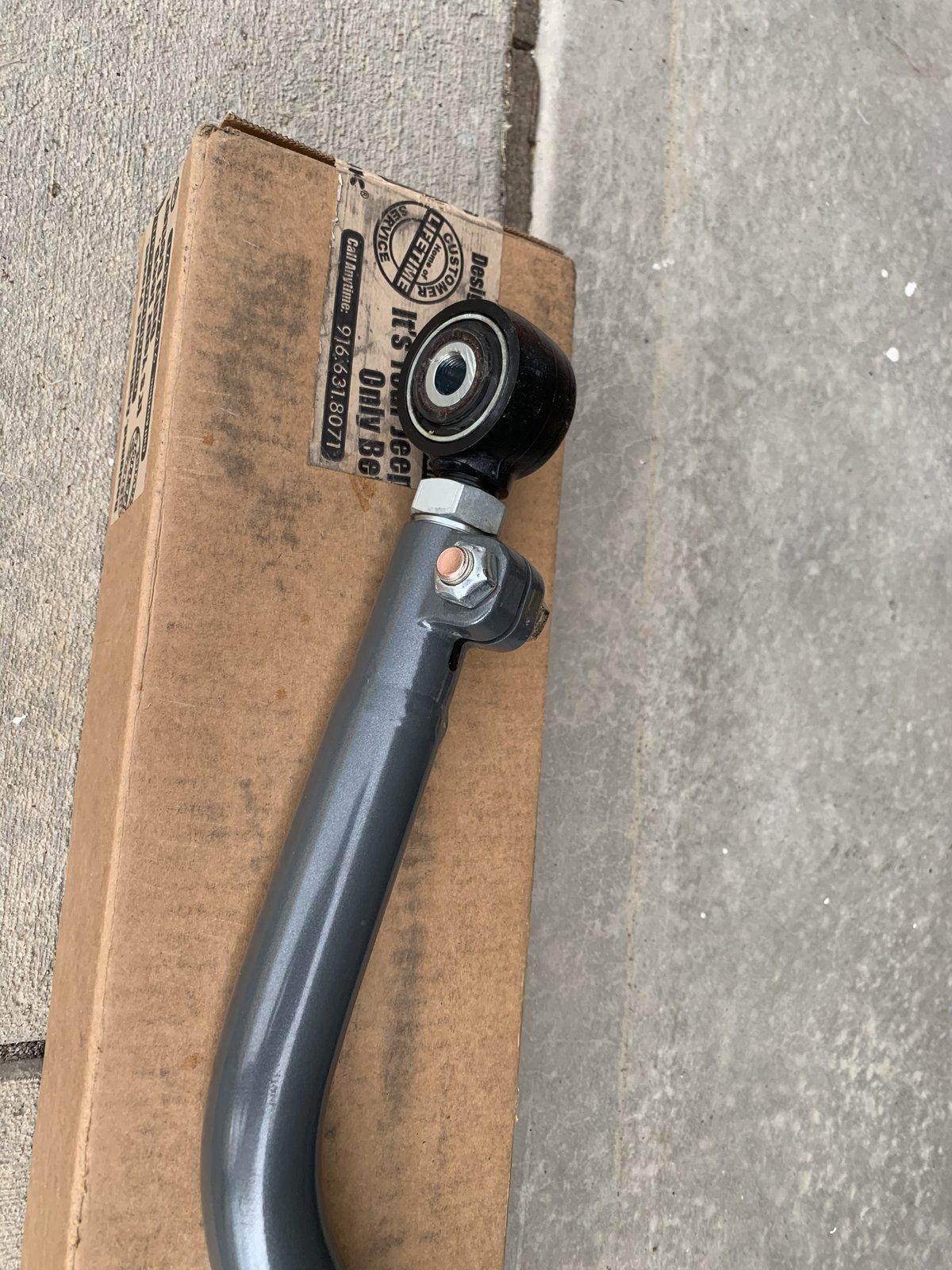 Jeep Wrangler JL Synergy Front Track Bar AF77C01D-746B-4A1F-81D2-5306C6104B2A