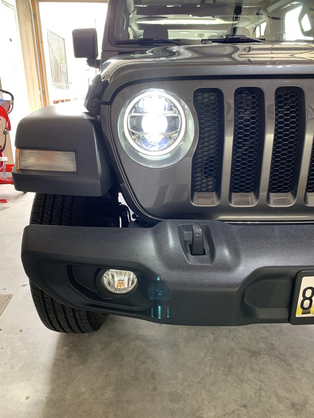 Jeep Wrangler JL DV8 LED Headlights 15BDBD9A-0A8B-46EA-A842-BD9F043DA323