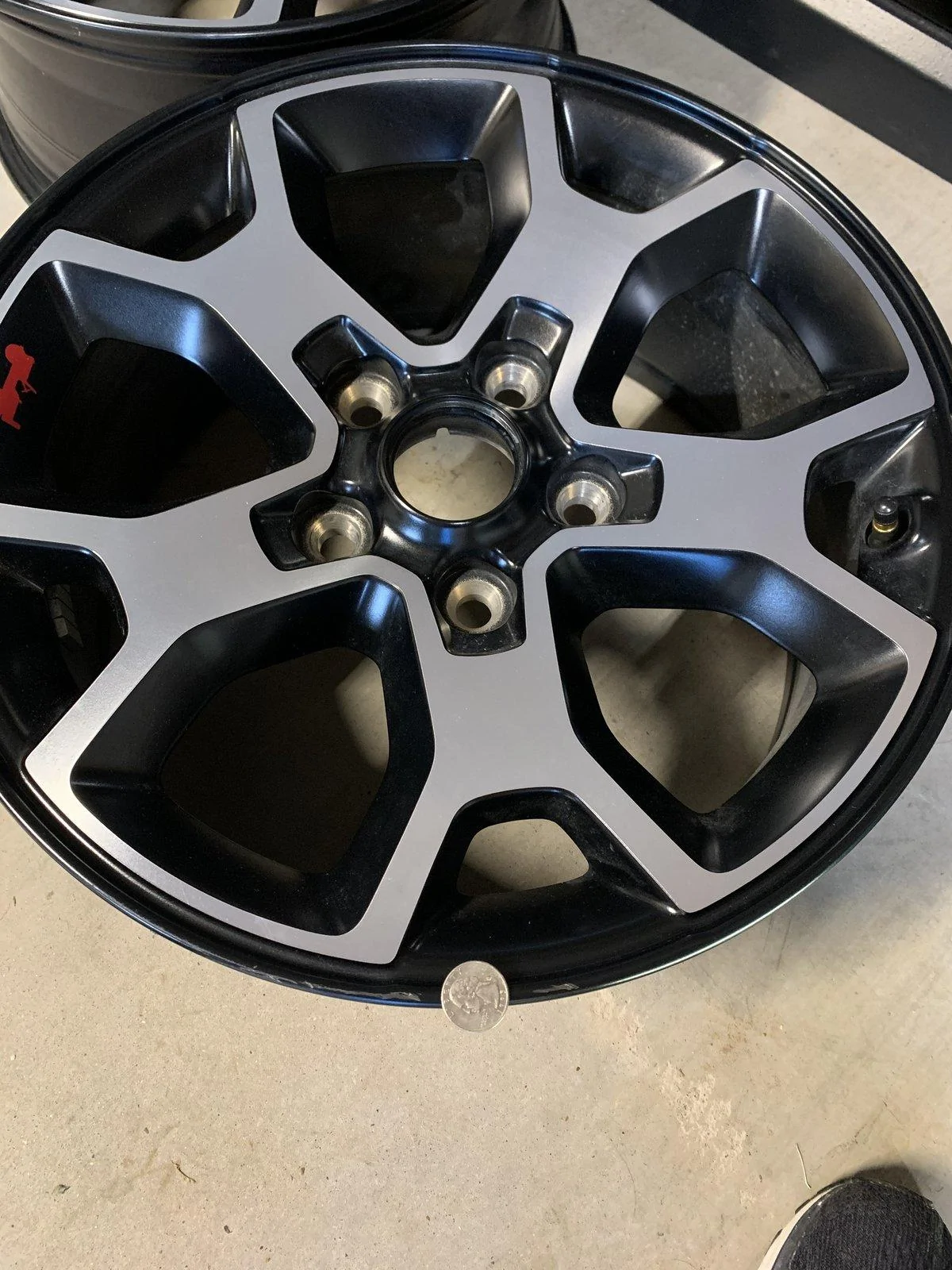 Jeep Wrangler JL Rubicon wheels $250 082CC019-68D1-447F-8ADD-C97BD1D1D982