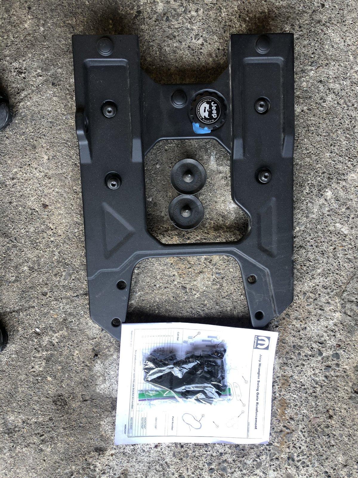 Jeep Wrangler JL Mopar Swing Gate Reinforcement D8D471DF-B8A4-4FF6-AEE2-779C60A869E1