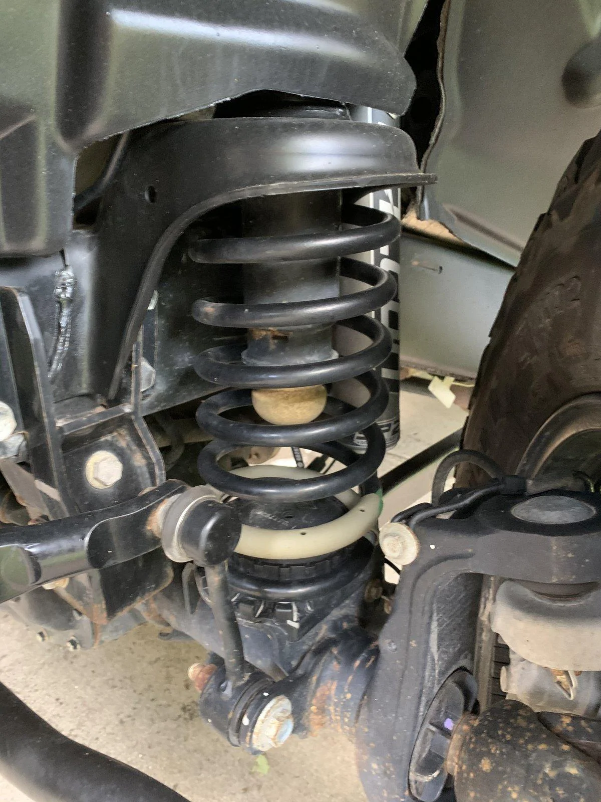Jeep Wrangler JL How to Identify Lift? Left Front 1