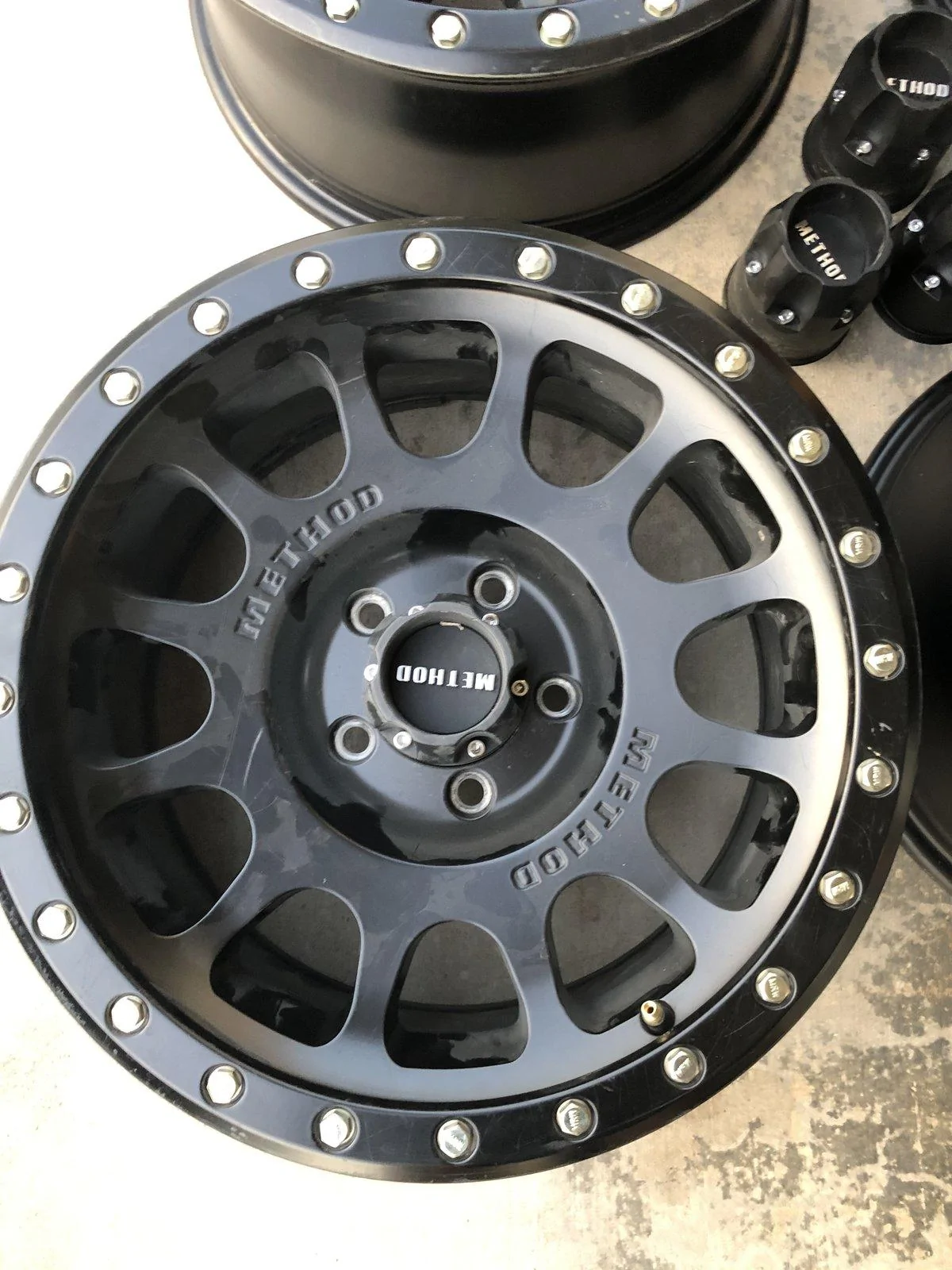 Jeep Wrangler JL 5 Method 305 Wheels FC79FE81-7D3C-4549-A978-F35E66D90FA8