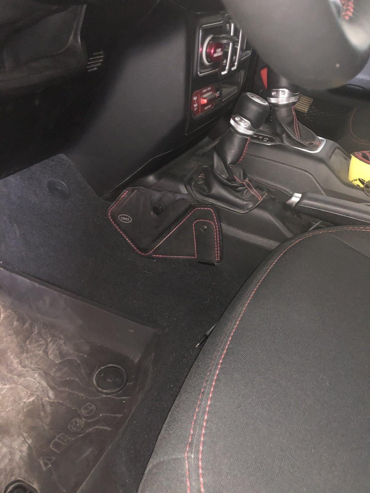 Jeep Wrangler JL Custom JL Holster 49CFAEAD-BE64-4D85-A6C7-EC8709EF25EB