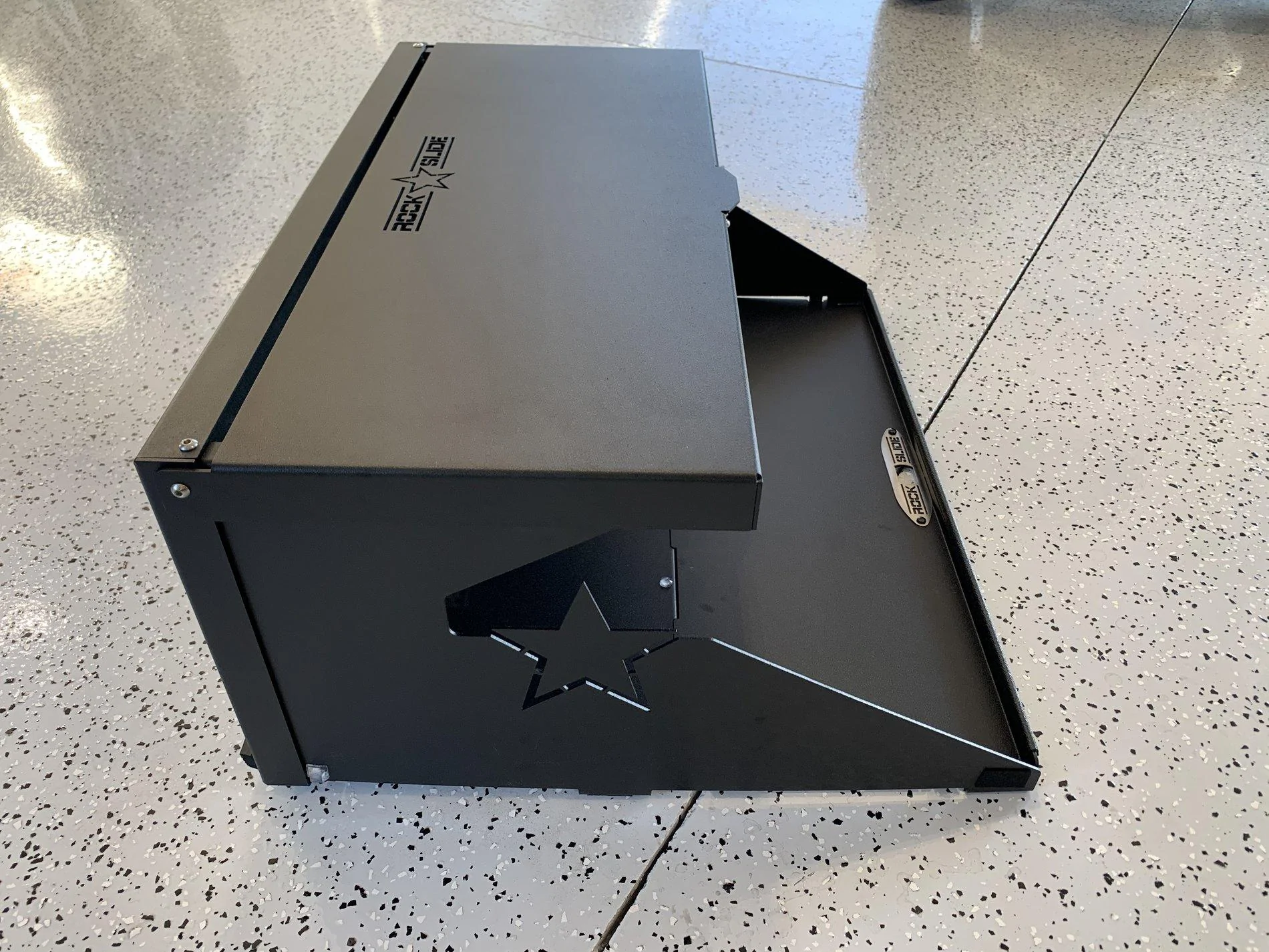 Jeep Wrangler JL Tailgate Table - Rock Slide Engineering - $150 43003590-3970-4C40-99D1-58537D53DBC0