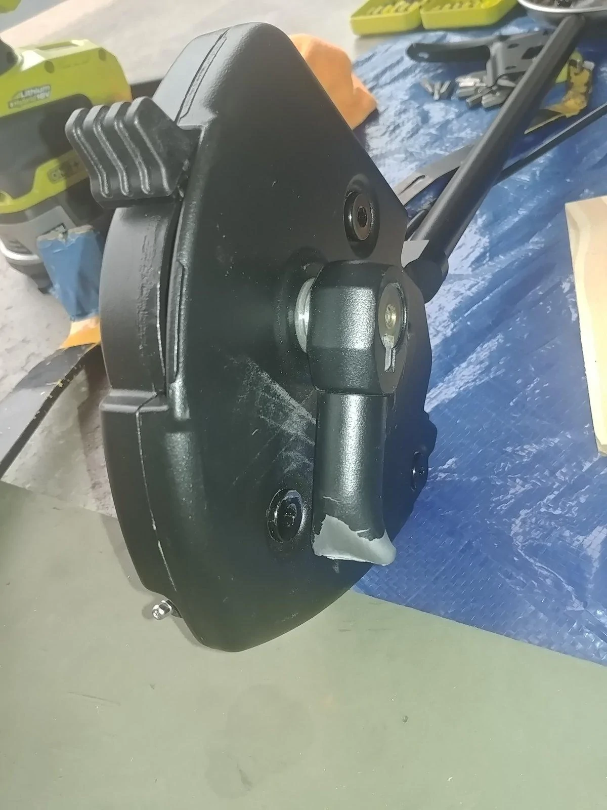 Jeep Wrangler JL Replacing bent bow arm on Soft Top 2020-09-26 17.47.27