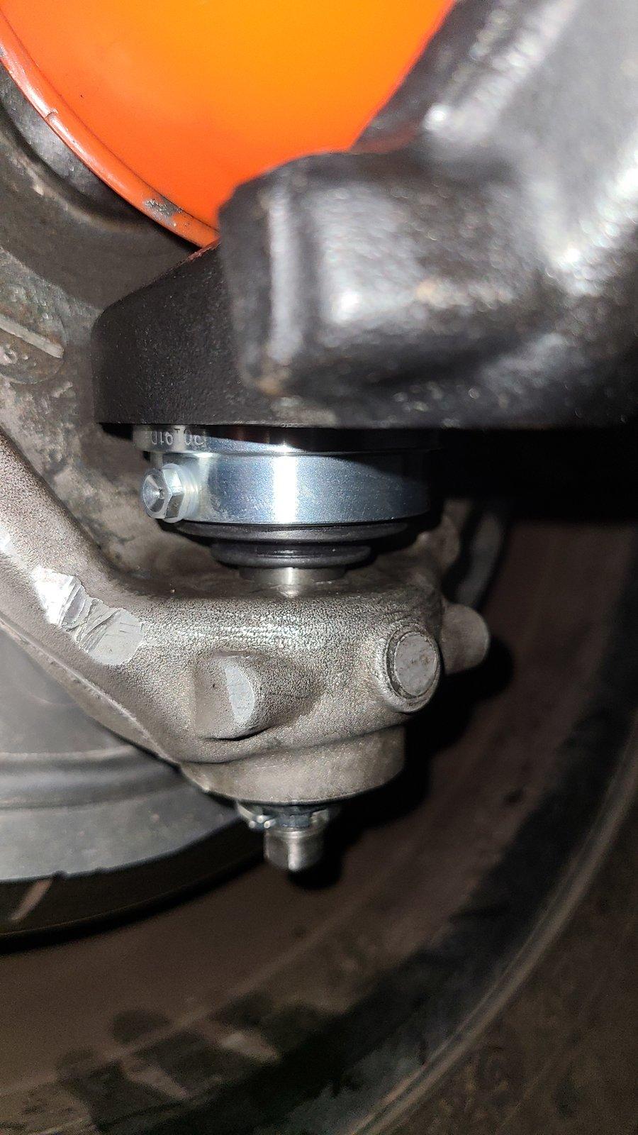 Jeep Wrangler JL Dynatrac HD Ball Joints - Massive Dynatrac Lower - Bottom View