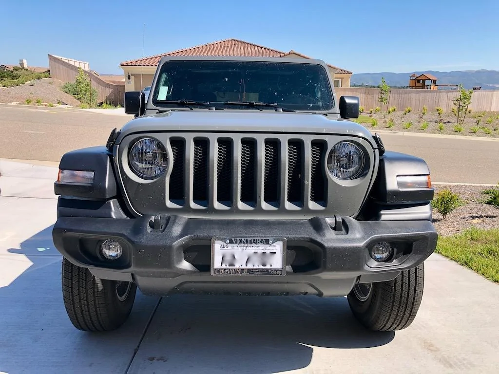 Jeep Wrangler JL Trimming the bumper underside jlfront - 1