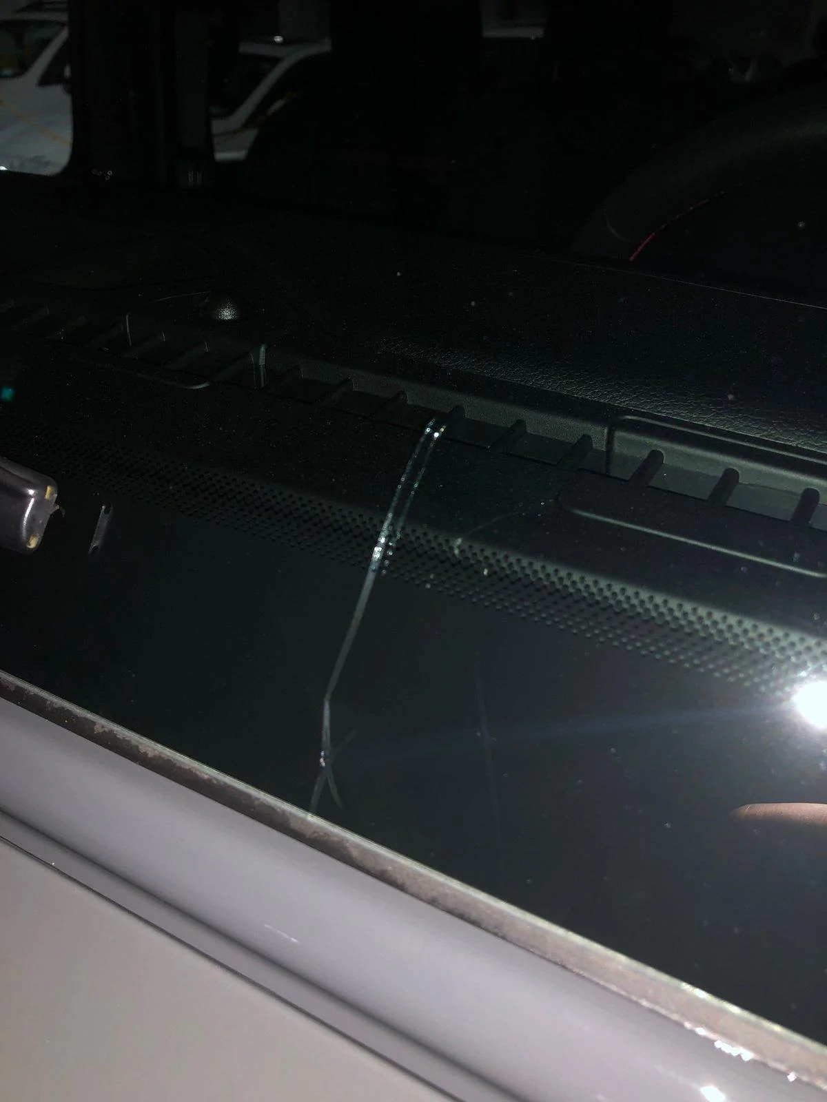 Jeep Wrangler JL Cracked Windshield Club IMG_4298