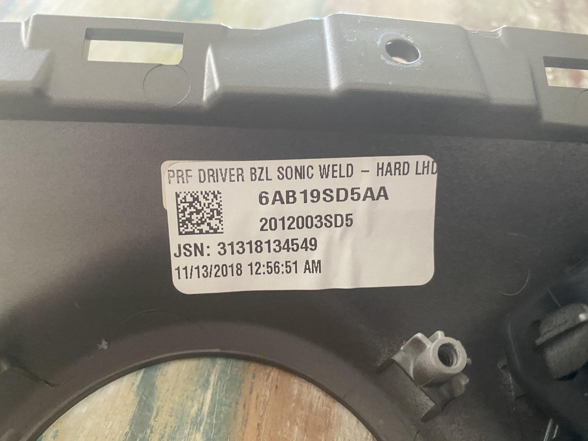 Jeep Wrangler JL Silver Dash Panels - $150 2504166C-9FC3-45B9-A57F-D02D630059F7