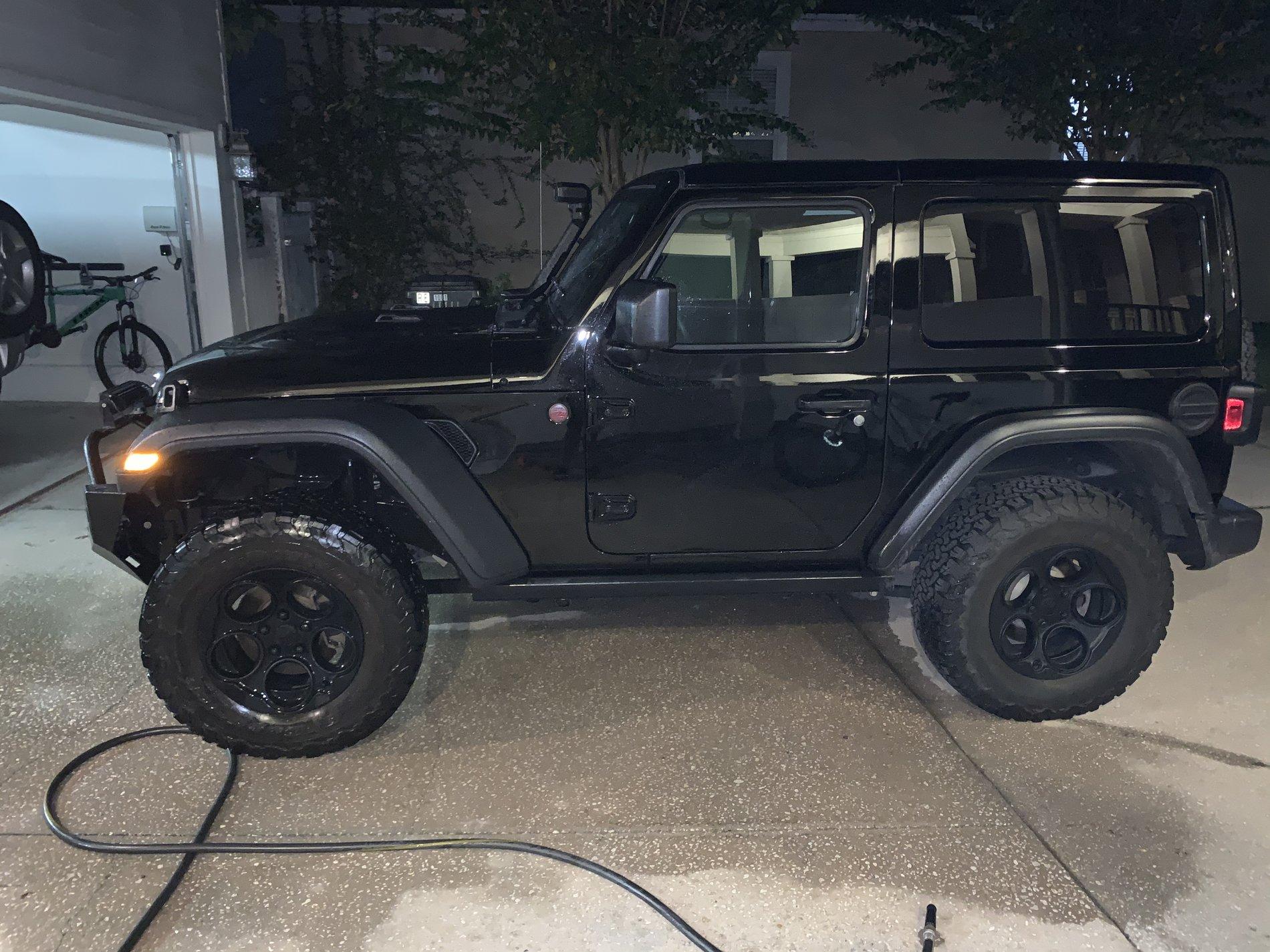 Jeep Wrangler JL Decals Or No Decals? B9BF6A99-2E55-4721-9D6C-EB1908636354