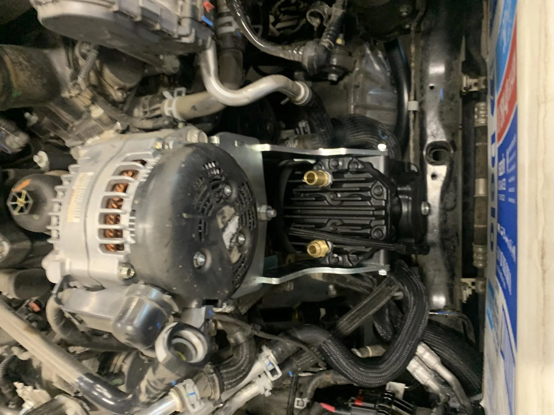 Jeep Wrangler JL ORO York Air Compressor install AD28F438626041858E2A