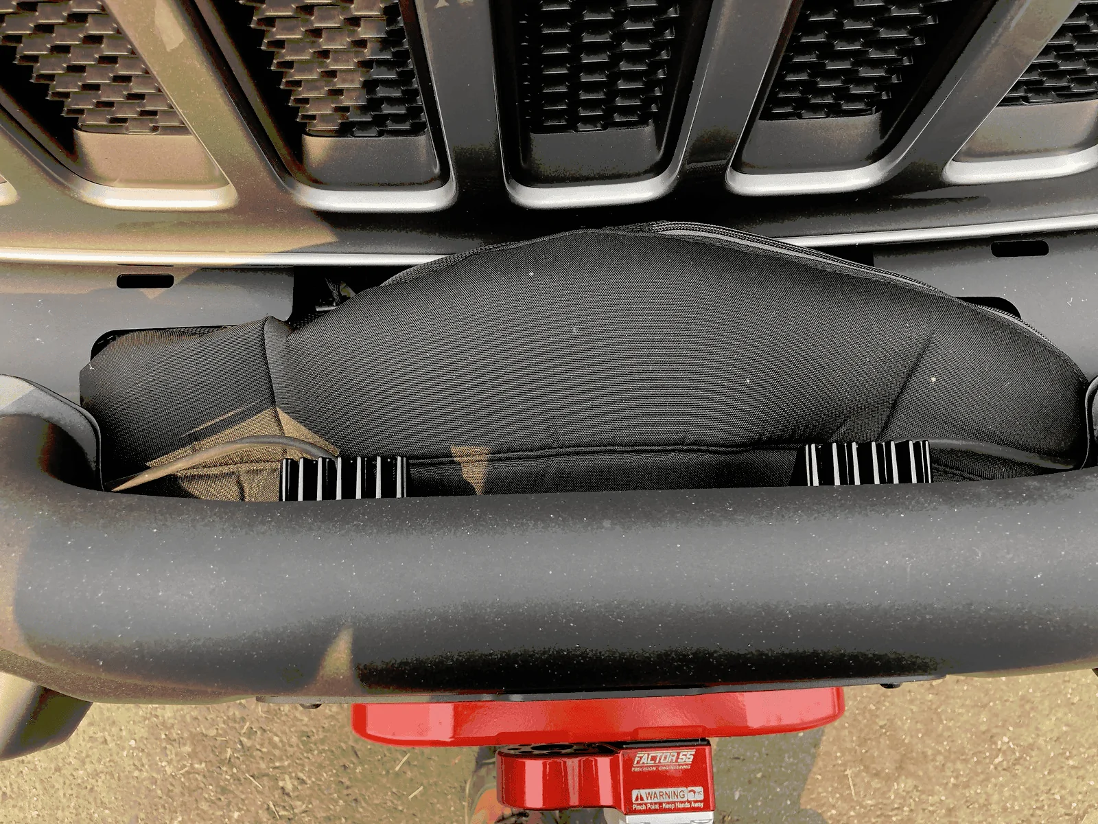 Jeep Wrangler JL Steel bumper gap with winch 1602126919226
