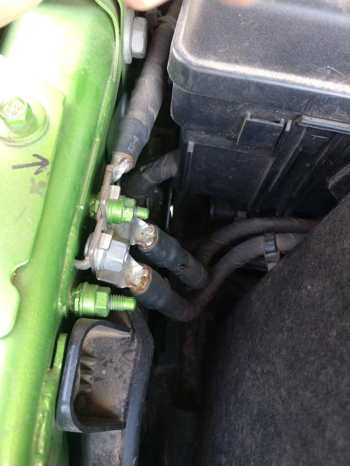 Jeep Wrangler JL Missing bolt on underhood ground? IMG_20201008_143407365