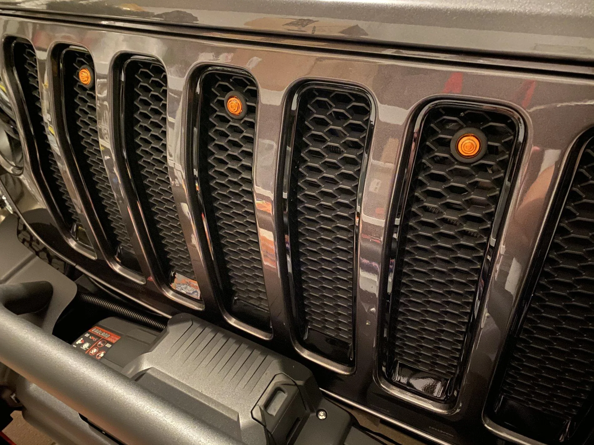 Jeep Wrangler JL Pic Request: Pre Runner Grill Lights 98ECCF6B-853A-47B0-88CF-6507EBC64033