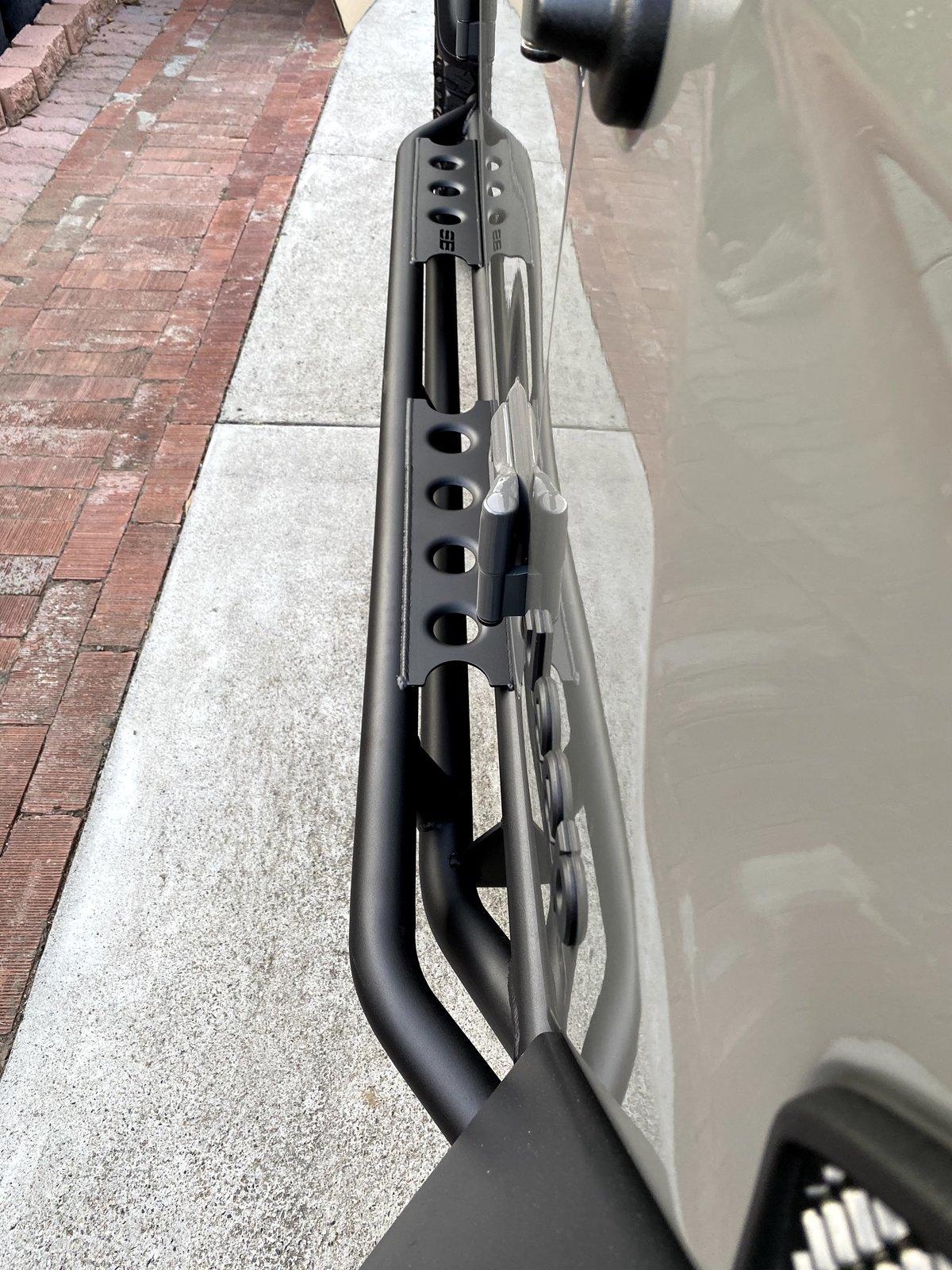 Jeep Wrangler JL Smittybilt side armor uneven IMG_0802
