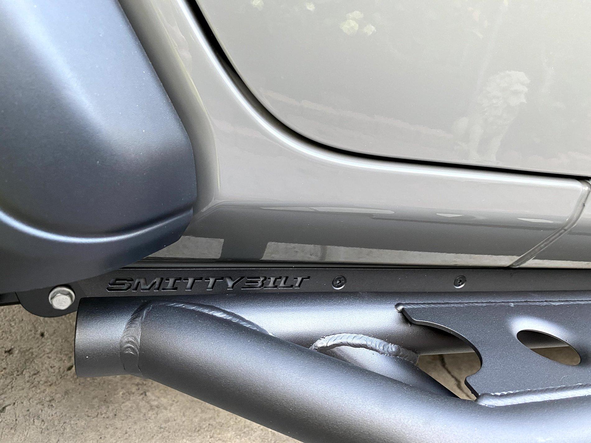 Jeep Wrangler JL Smittybilt side armor uneven IMG_0803