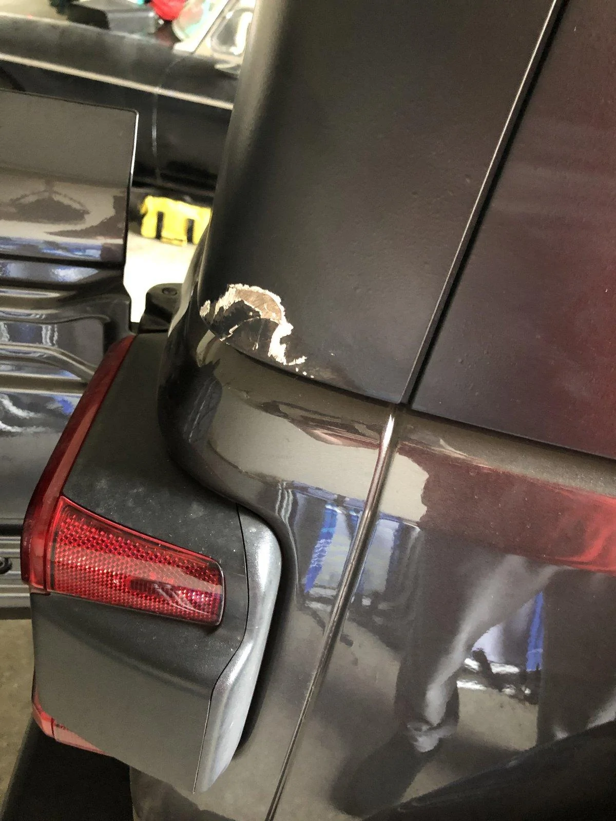 Jeep Wrangler JL Repairing hardtop shell IMG_5201