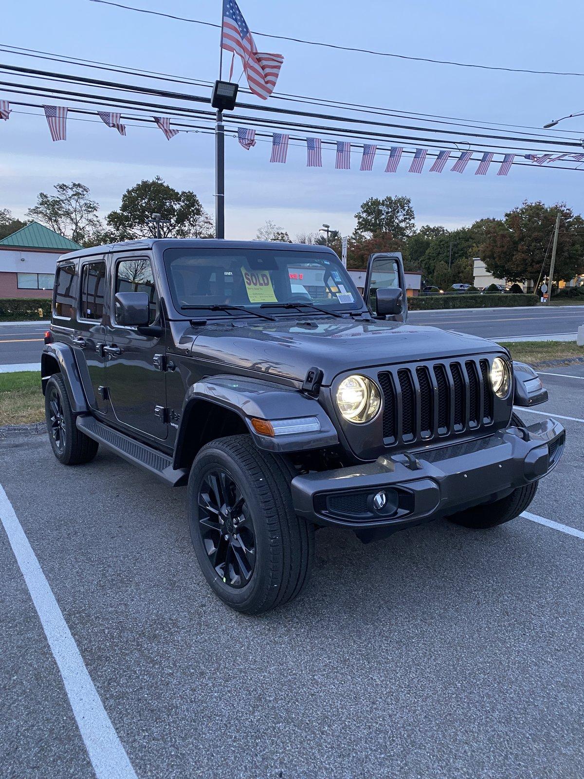 Jeep Wrangler JL Buying my first jeep 9F935561-429A-44CE-A761-AC3B07A6D4B1