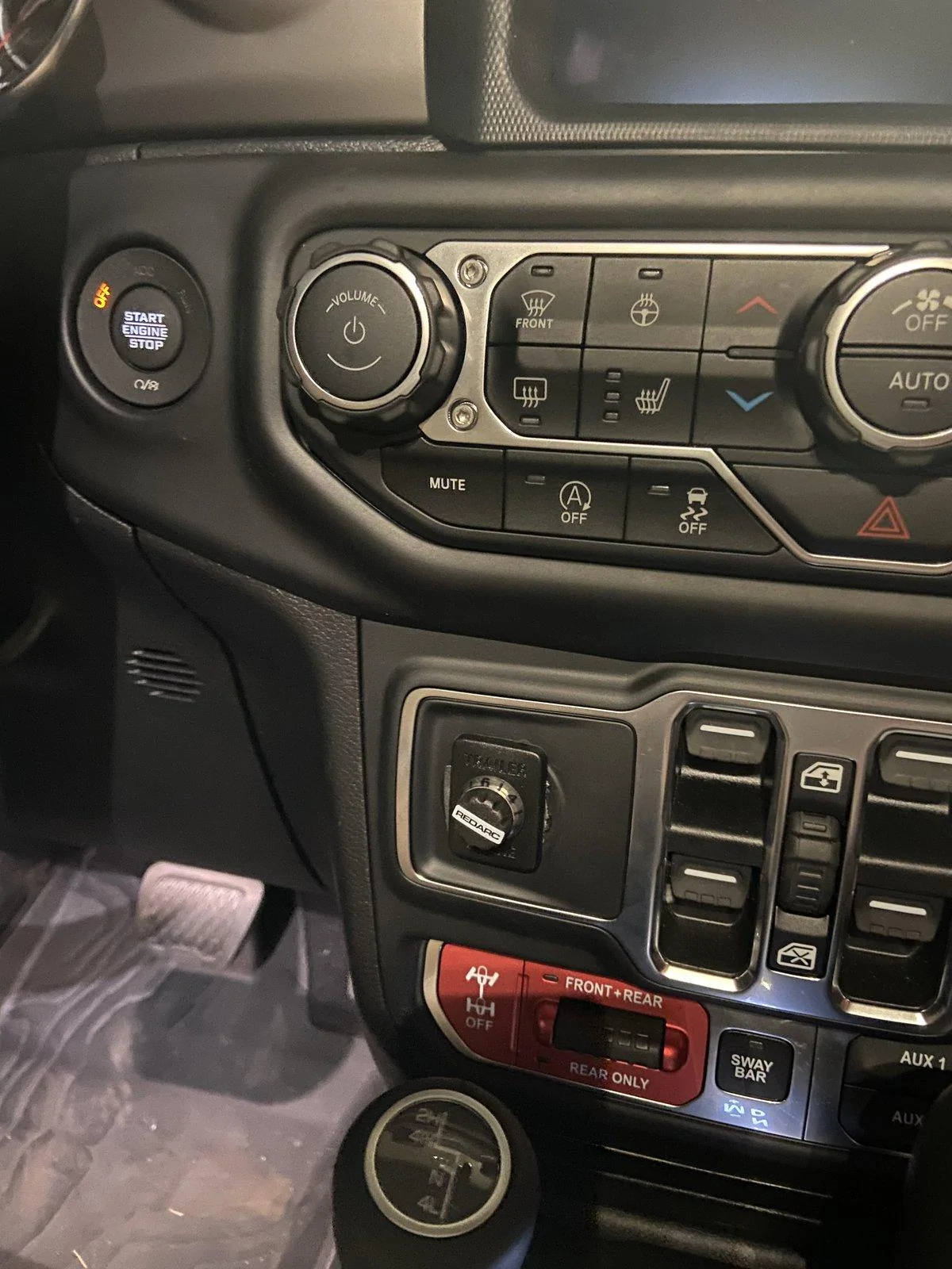 Jeep Wrangler JL Mopar Brake Controller Installation A558F237-4E59-4177-A036-D7E60BEF9207