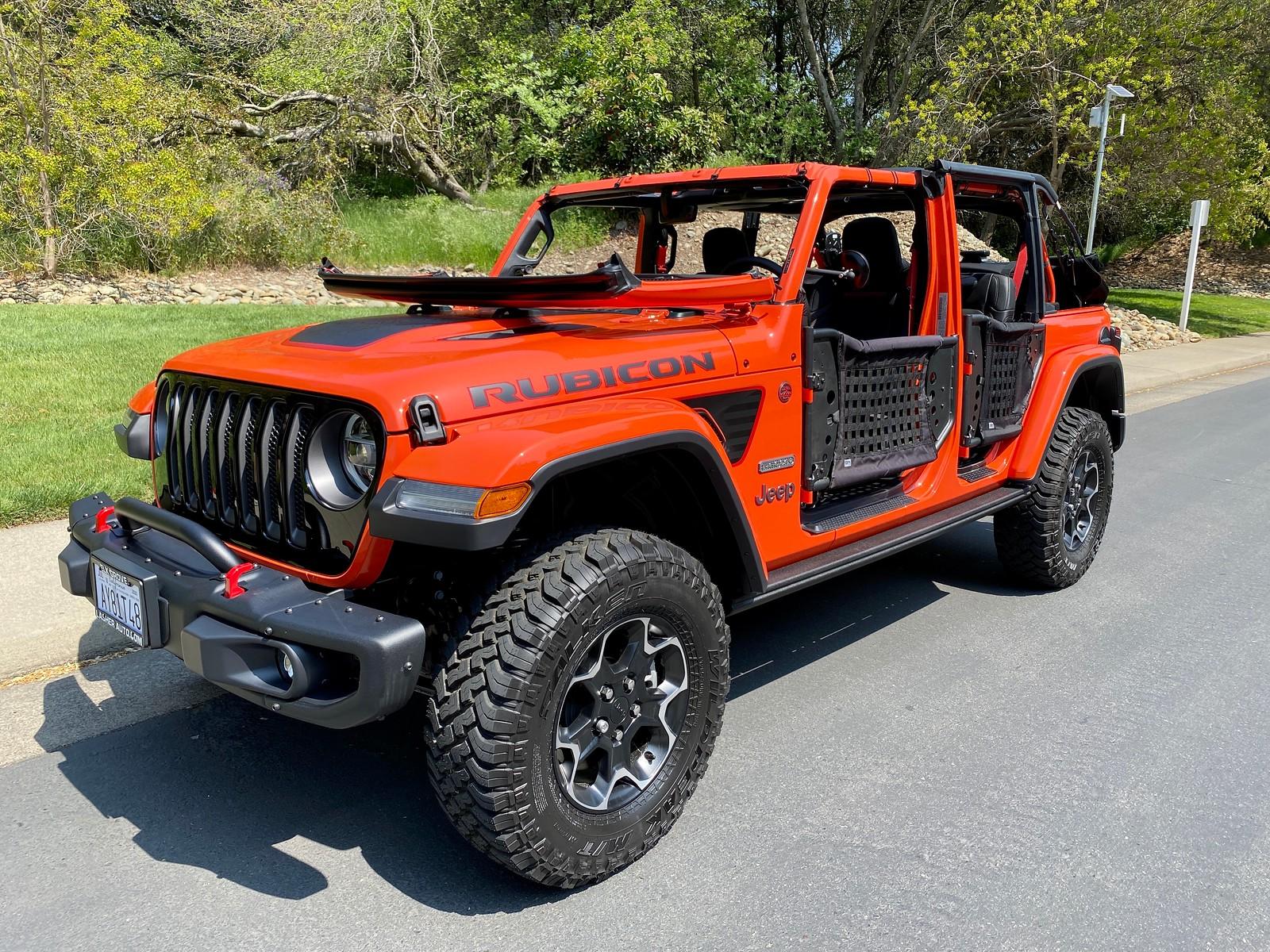 Jeep Wrangler JL Rubicon vs Recon Rubicon 012C2E24-3E54-4BC4-9EEC-83A1BF6501B6-X3