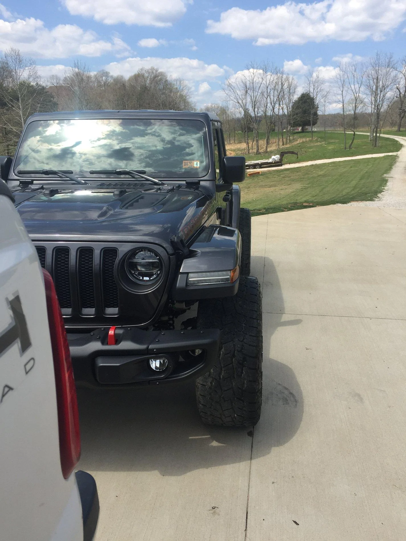 Jeep Wrangler JL JLUR axle width? IMG_5147
