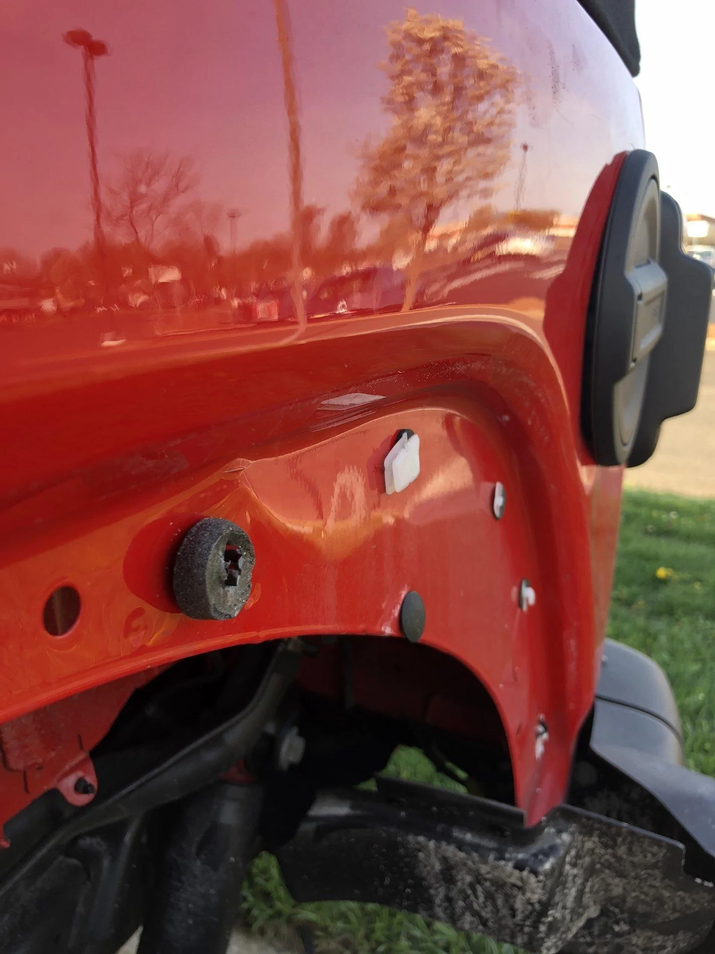 Jeep Wrangler JL Quarter Panel Damage IMG_0322
