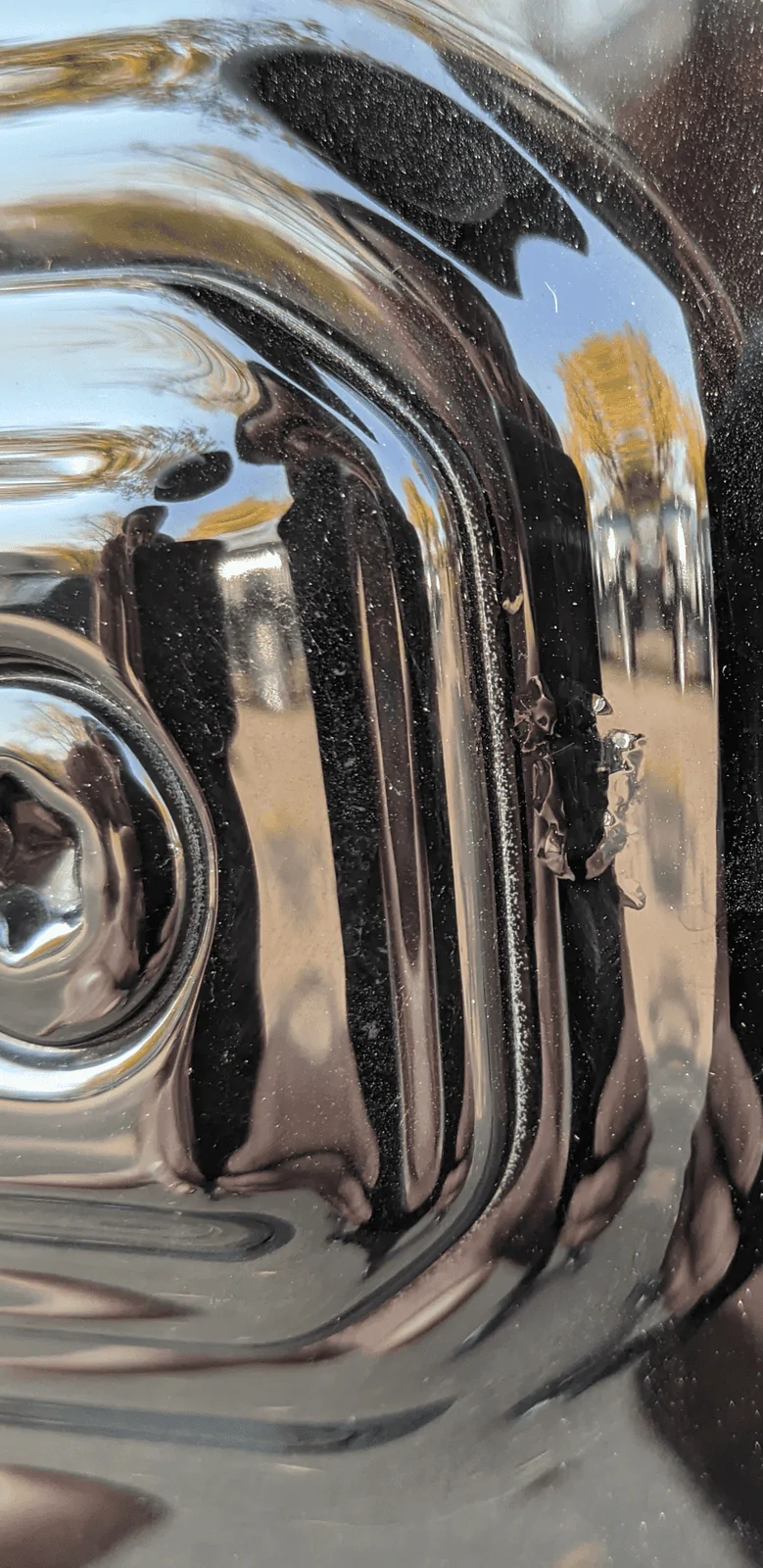 Jeep Wrangler JL Bubbles in Paint at Door Hinges Screenshot_20201016-110904
