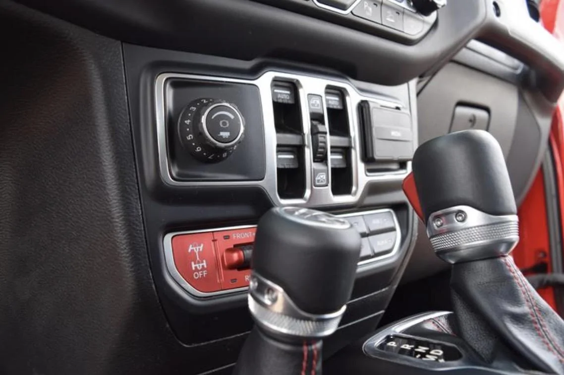 Jeep Wrangler JL Gladiator Trailer Brake Controller also works on Wrangler JL r-jeep-gladiator-trail-brake-controller-knob-2-jpg
