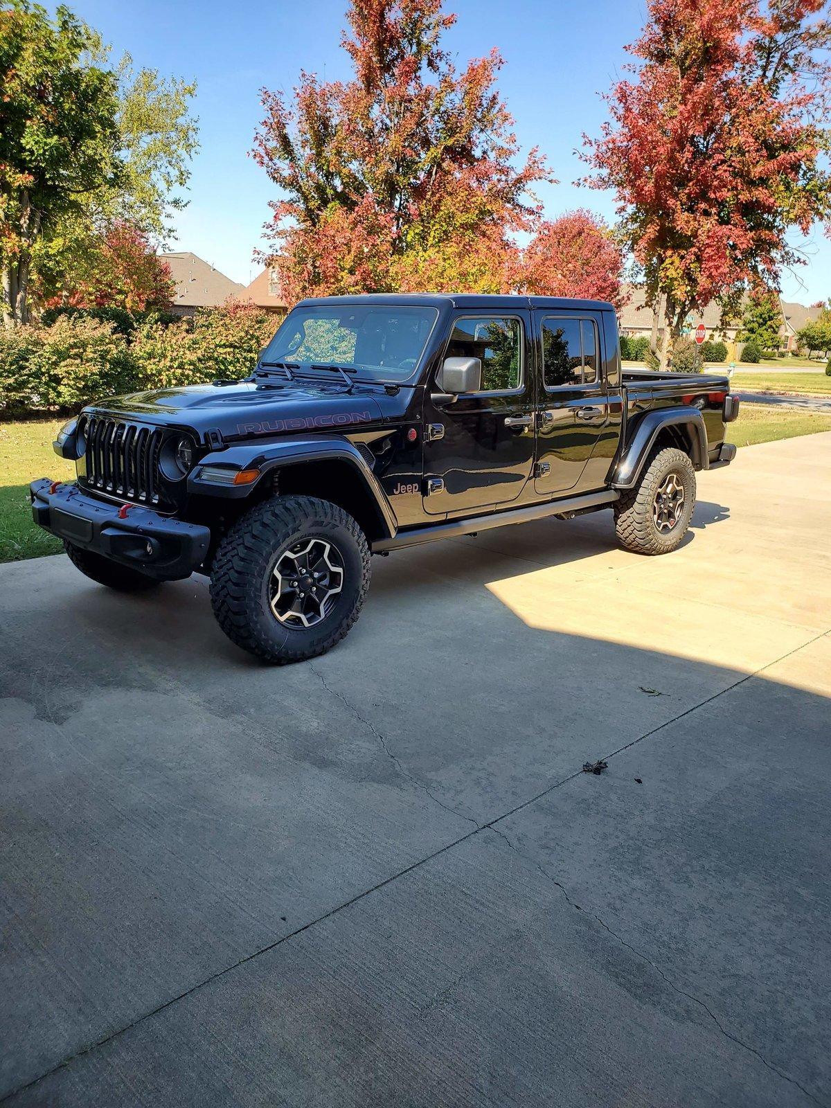 Jeep Wrangler JL Made the switch today received_266137134709887