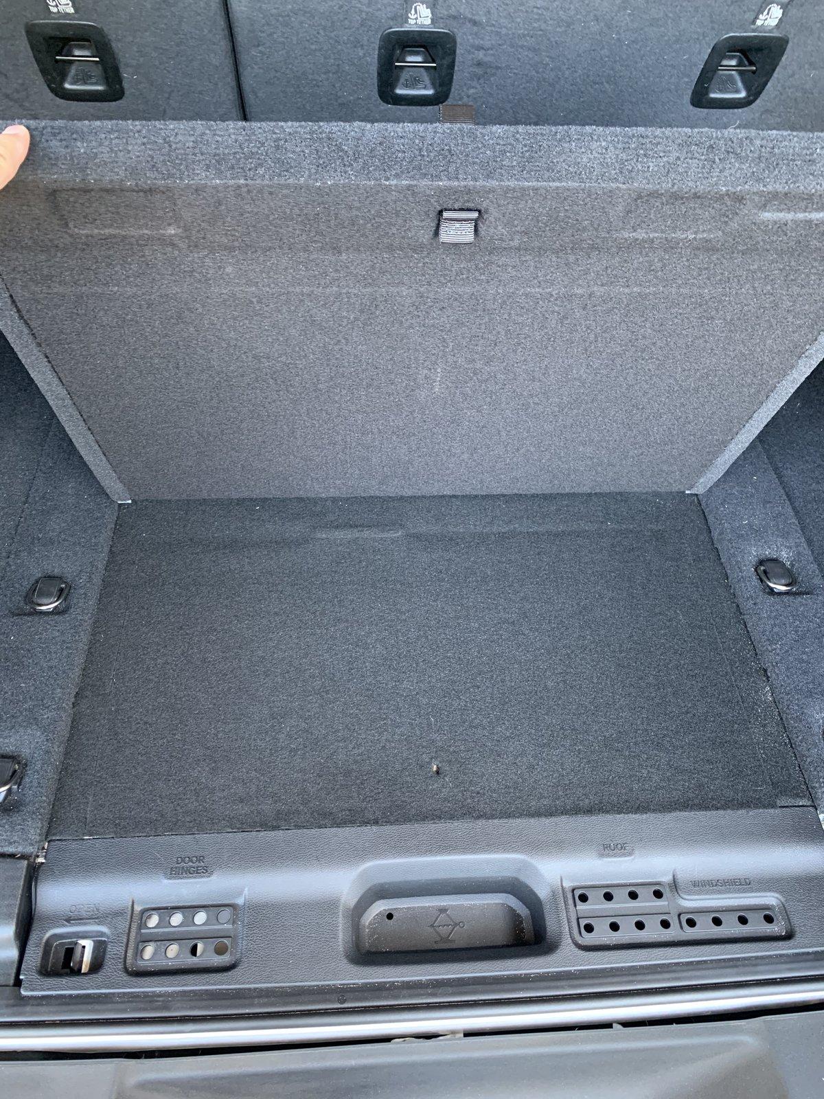 Jeep Wrangler JL Rear storage option for JLU 9FE7F8CC-6E0C-44F7-A5D9-DE0D57842266