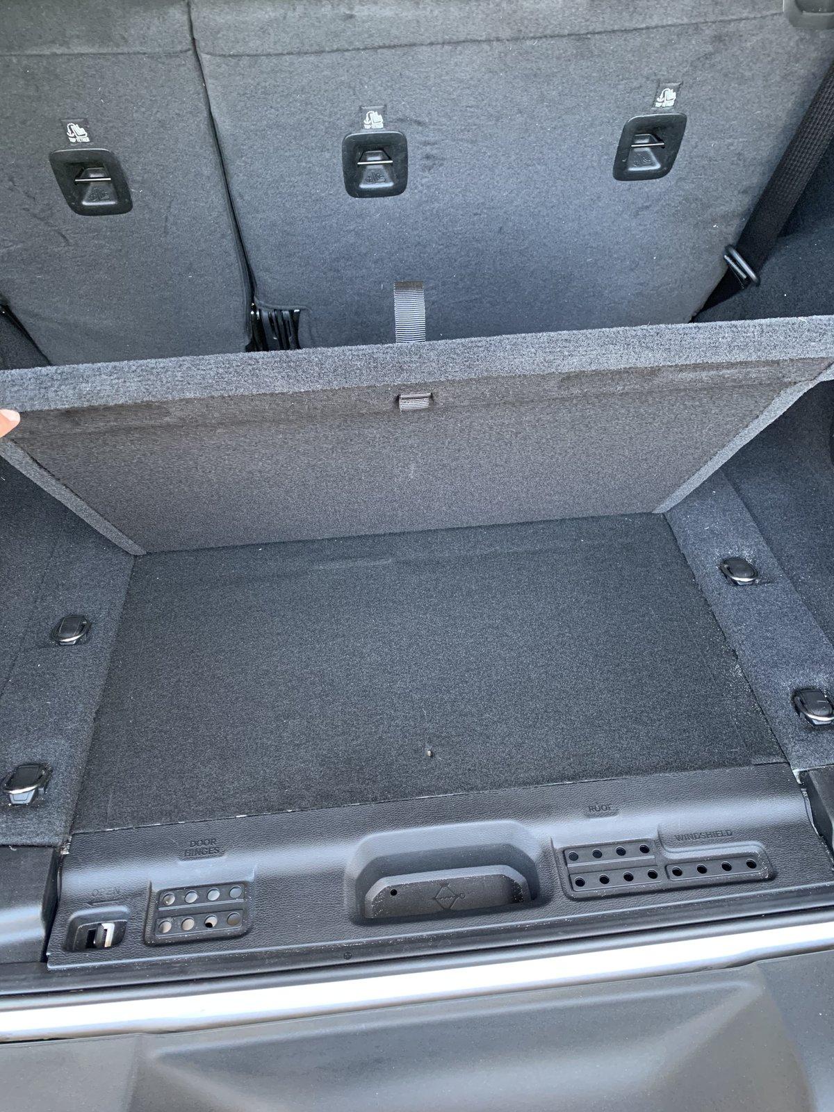 Jeep Wrangler JL Rear storage option for JLU 3420B251-18AE-4EED-92A4-965C0AB28BB3