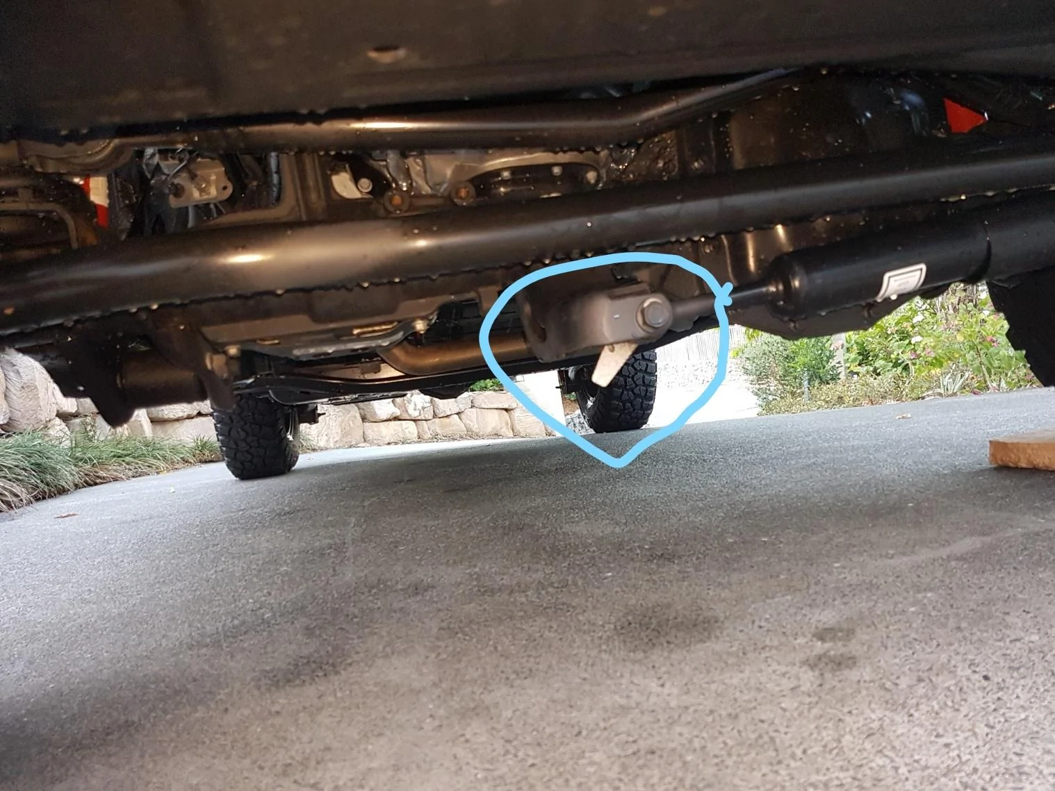 Jeep Wrangler JL Why does this hang low? jeep underneath