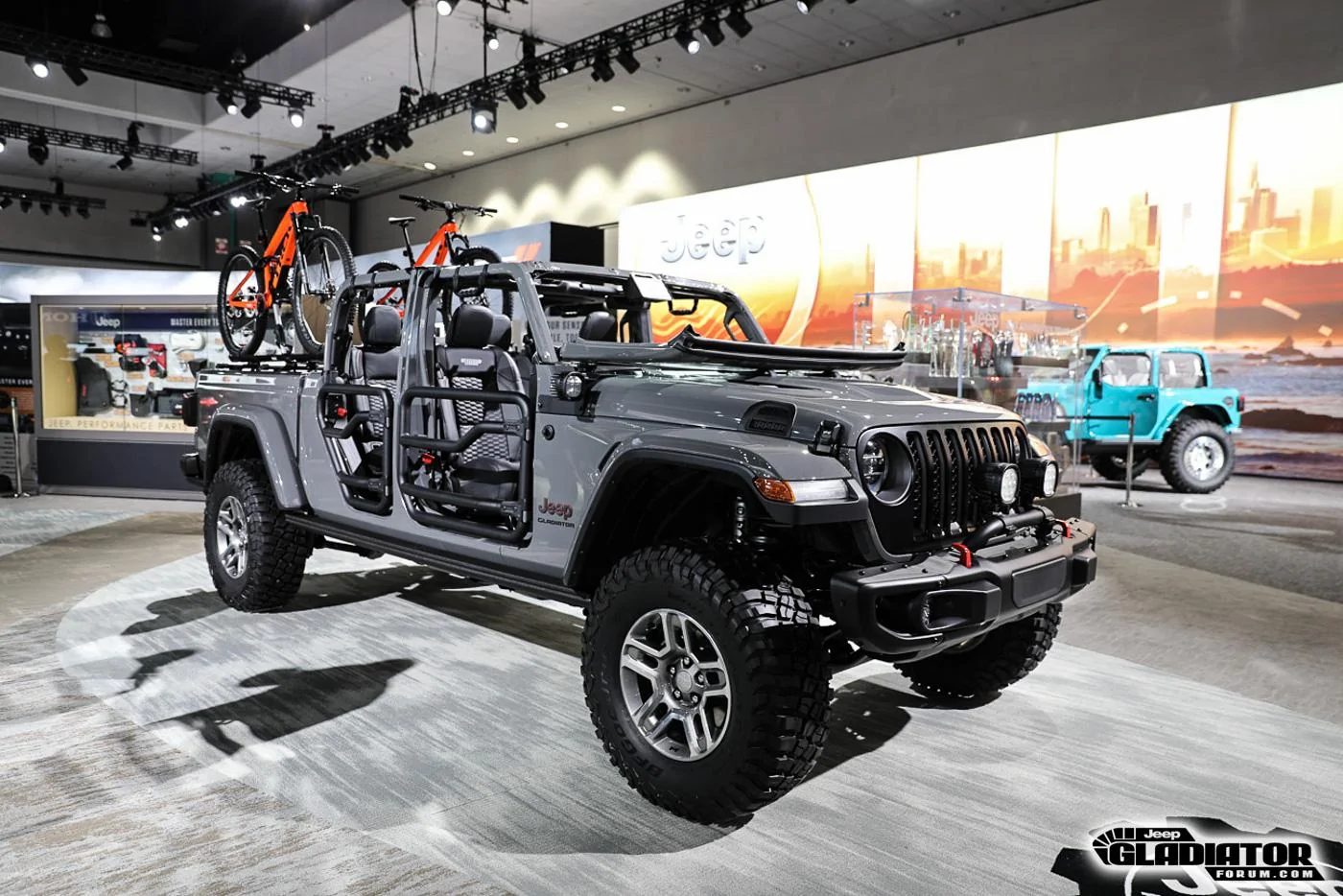 Jeep Wrangler JL Mopar offroad wheels 2020-Jeep-Gladiator-JT-Pickup-Truck-Mopar-Accessories-LA-Auto-Show-13