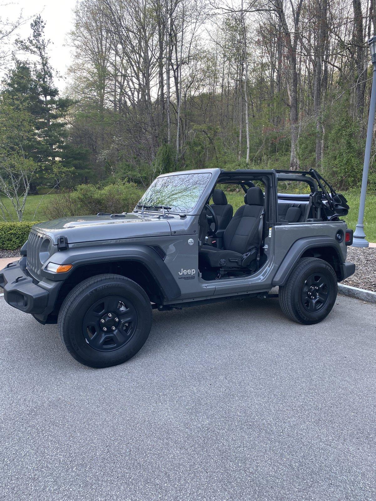 Jeep Wrangler JL 2dr JL Sport 5EA9E5BF-6A24-4FA8-939D-F82750E23BD8