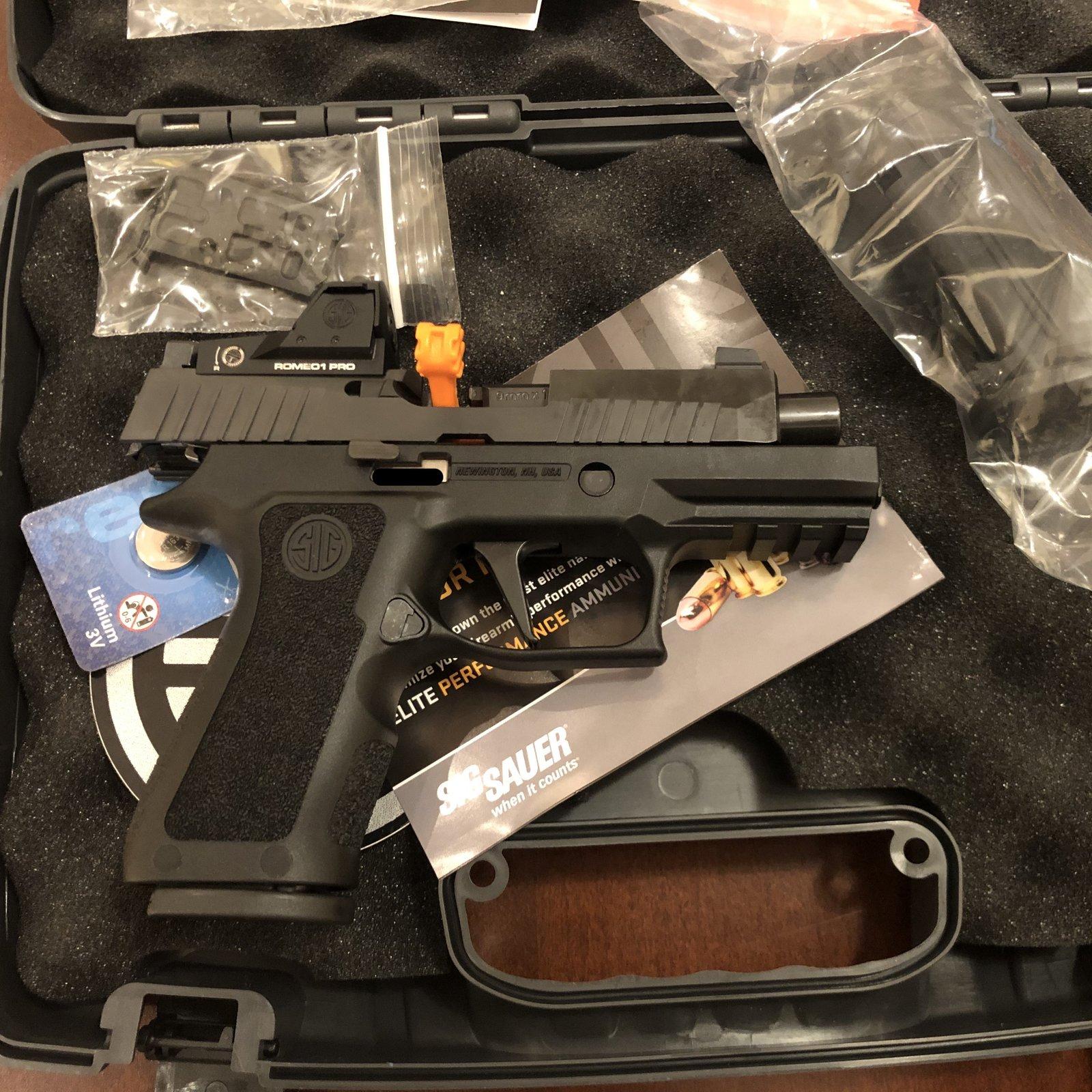 Jeep Wrangler JL Firearm and knife collectors IMG-0400