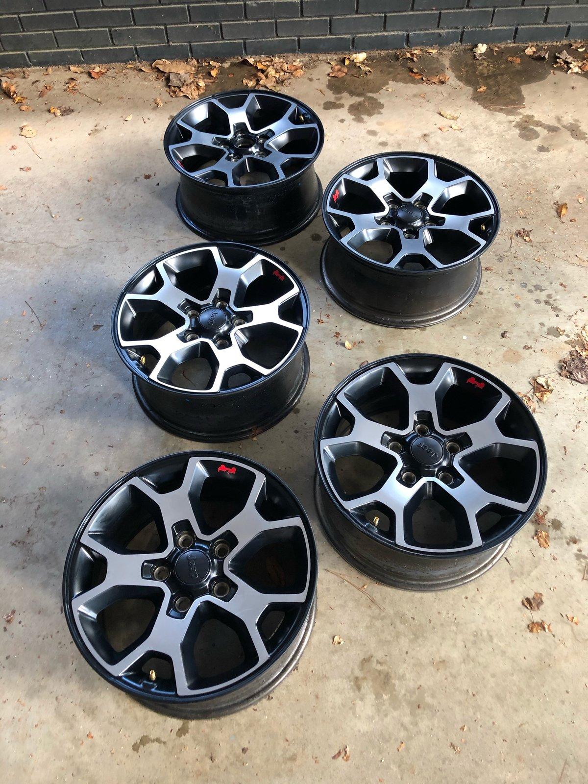Jeep Wrangler JL 5 Rubicon Wheels $600 IMG_5441