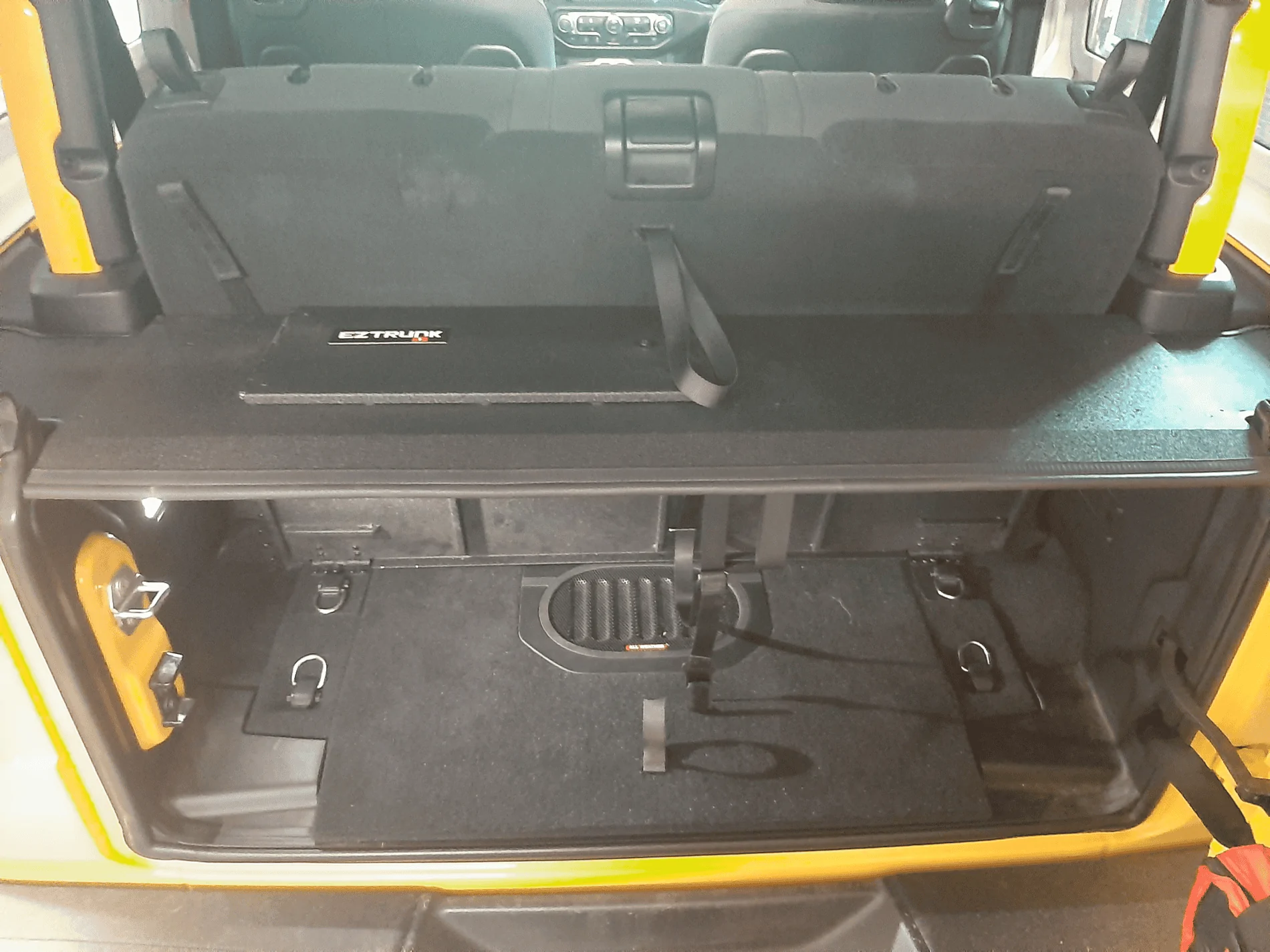 Jeep Wrangler JL EZTrunk looks interesting 1603461923993