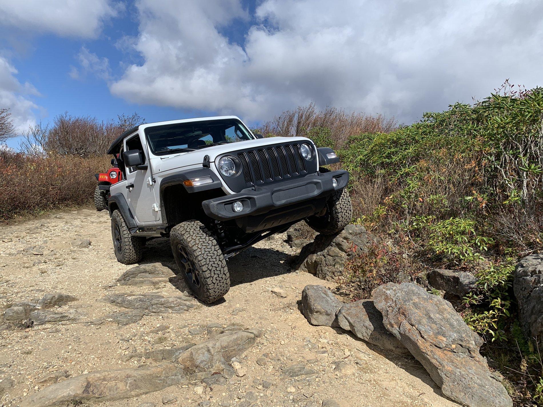 Jeep Wrangler JL "FLEX"/Articulation pictures? 42283DEB-6E52-4822-8A3E-01B4A6958999