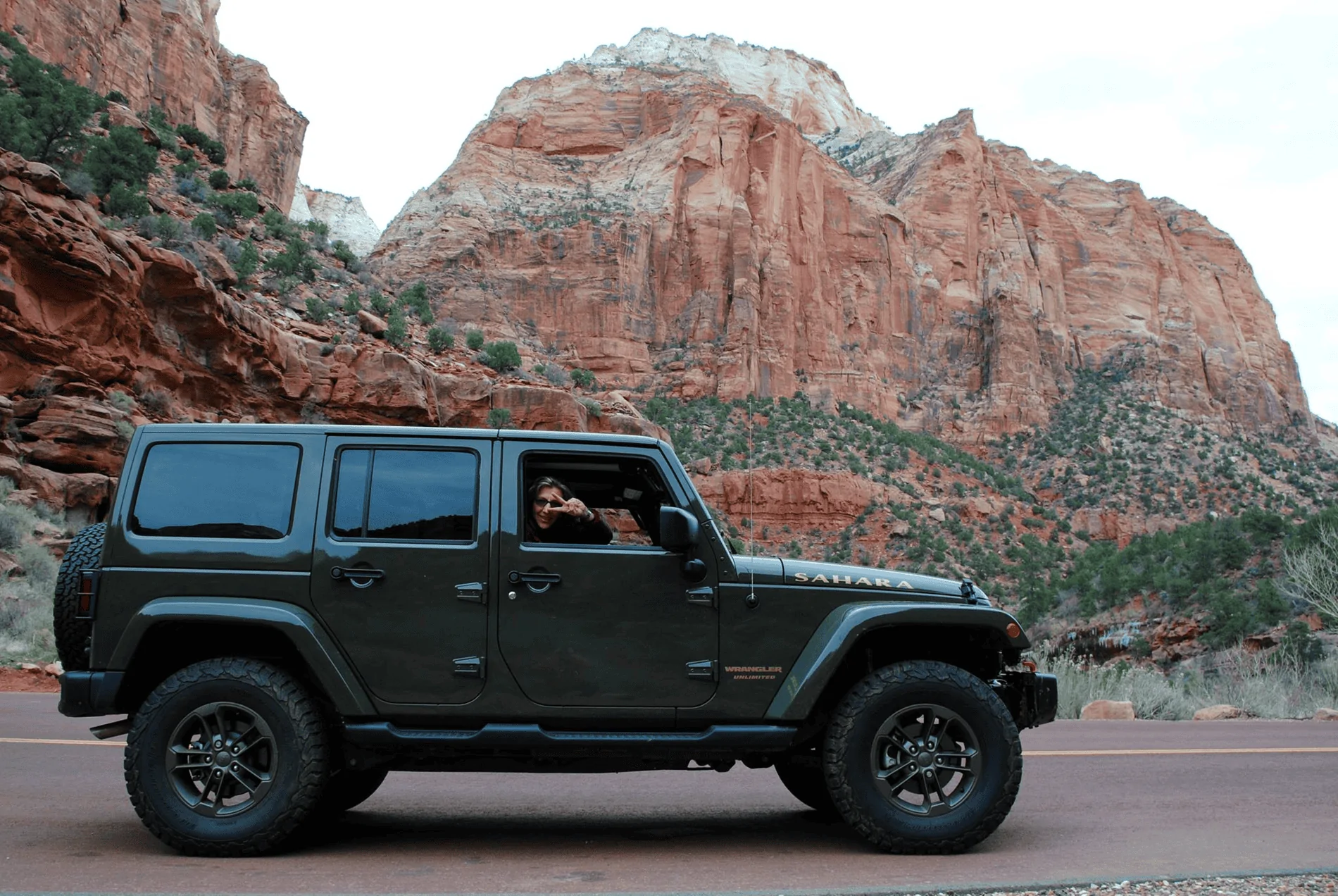 Jeep Wrangler JL Considering trading for a Sahara 1603634591854