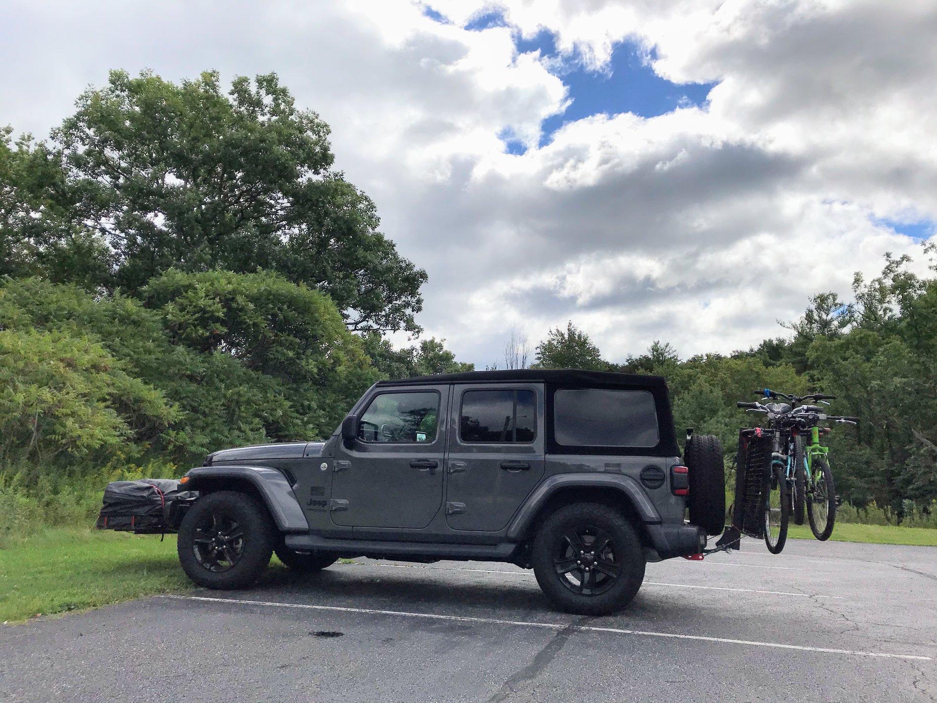 Jeep Wrangler JL Considering trading for a Sahara BCBD82CC-473C-41D1-9BA3-65EE6ACD2D15