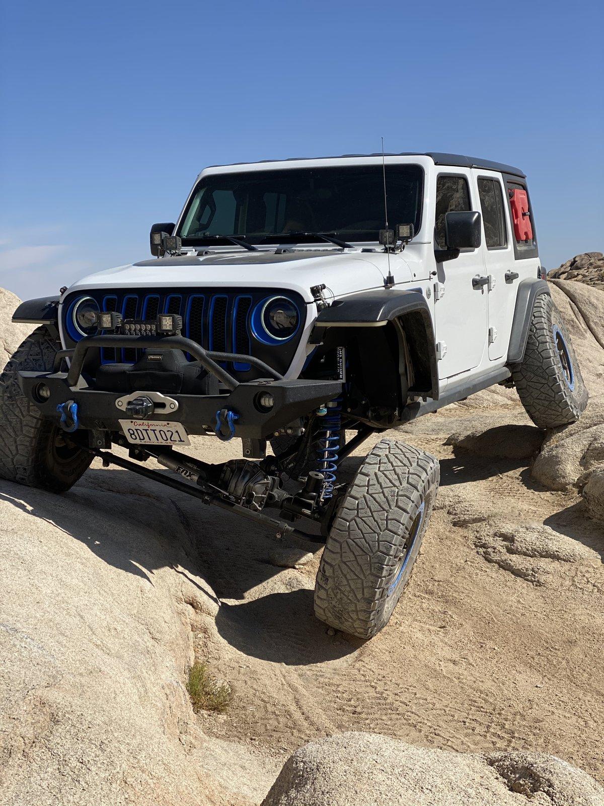 Jeep Wrangler JL "FLEX"/Articulation pictures? EB6F9790-1BFF-4D6D-AD5C-6FD1587204F8