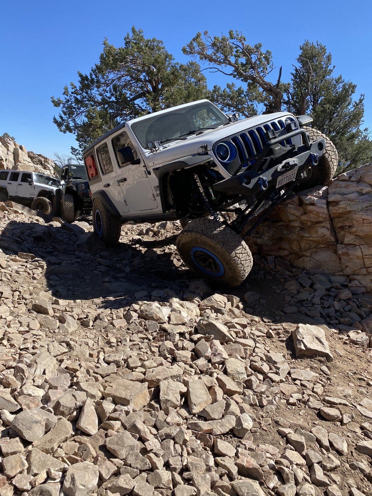 Jeep Wrangler JL "FLEX"/Articulation pictures? 40CF7C79-5B76-456A-BA27-254943DEDB29
