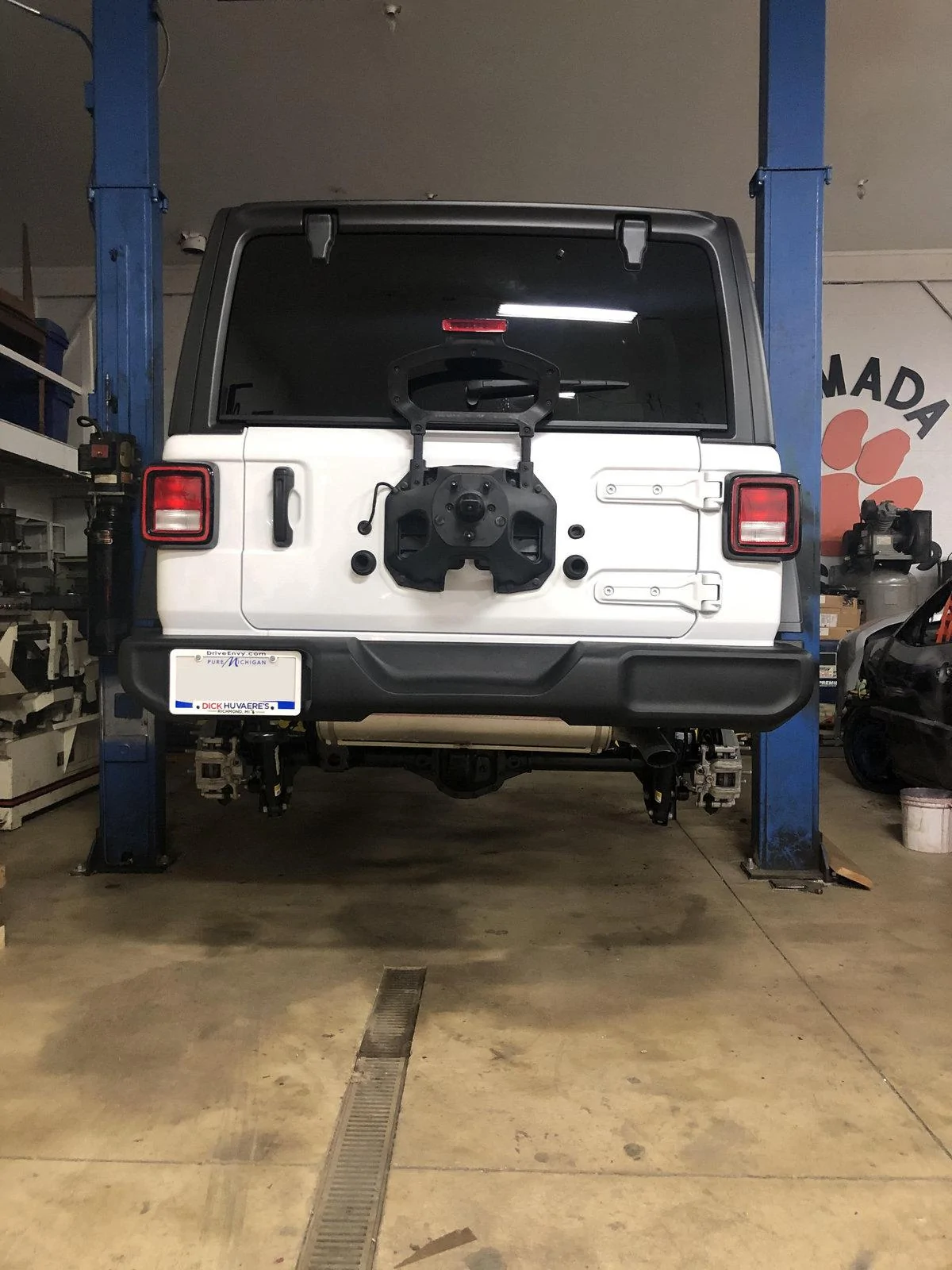 Jeep Wrangler JL Brand New and Going Up! 84F9A508-E1F2-4AE5-B061-AAD1B0F51974