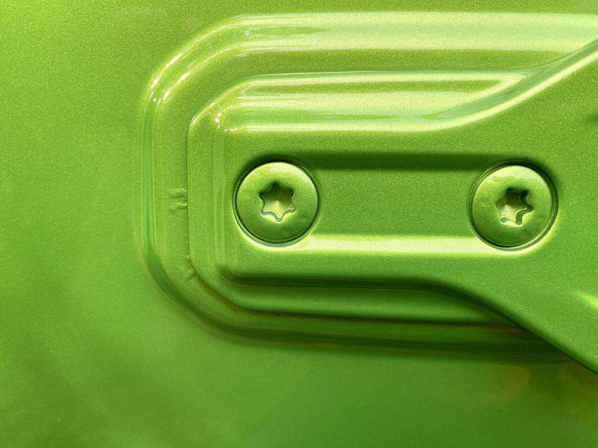 Jeep Wrangler JL Bubbles in Paint at Door Hinges 3190636F-03CA-42EA-AAD9-F960F4000DBA