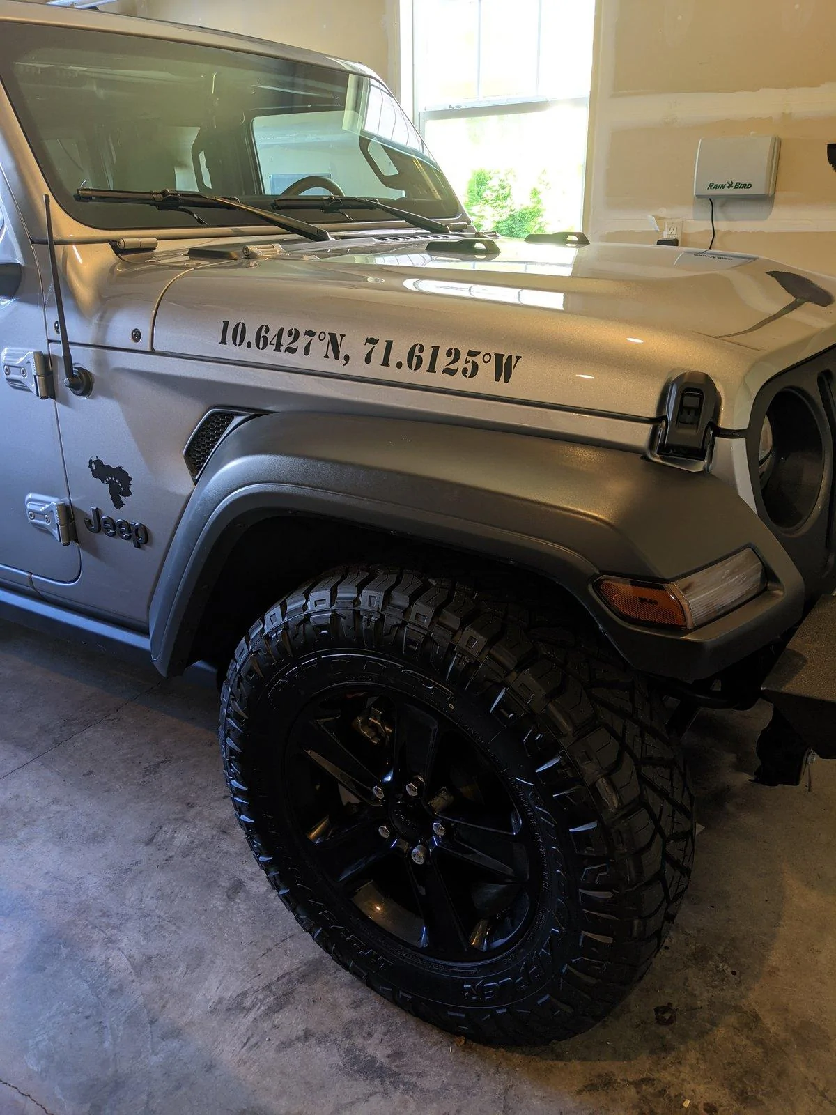 Jeep Wrangler JL Picking a Wrangler...could use some help. PXL_20201021_201817363.NIGHT